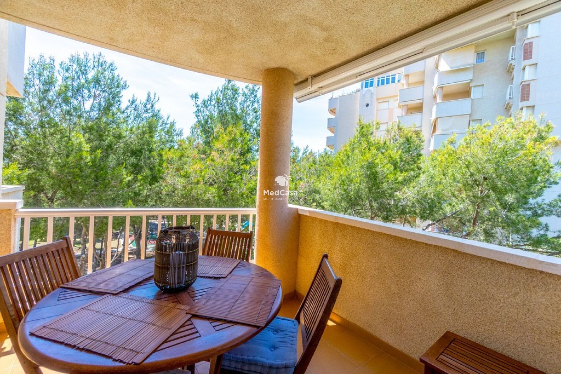 Resale - Apartment -
Orihuela Costa - Campoamor