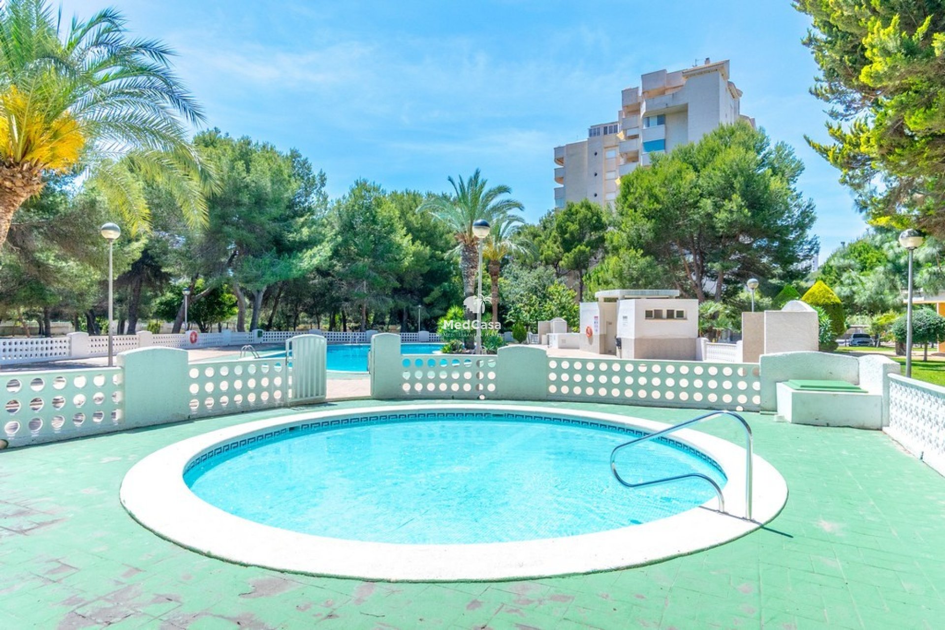 Resale - Apartment -
Orihuela Costa - Campoamor