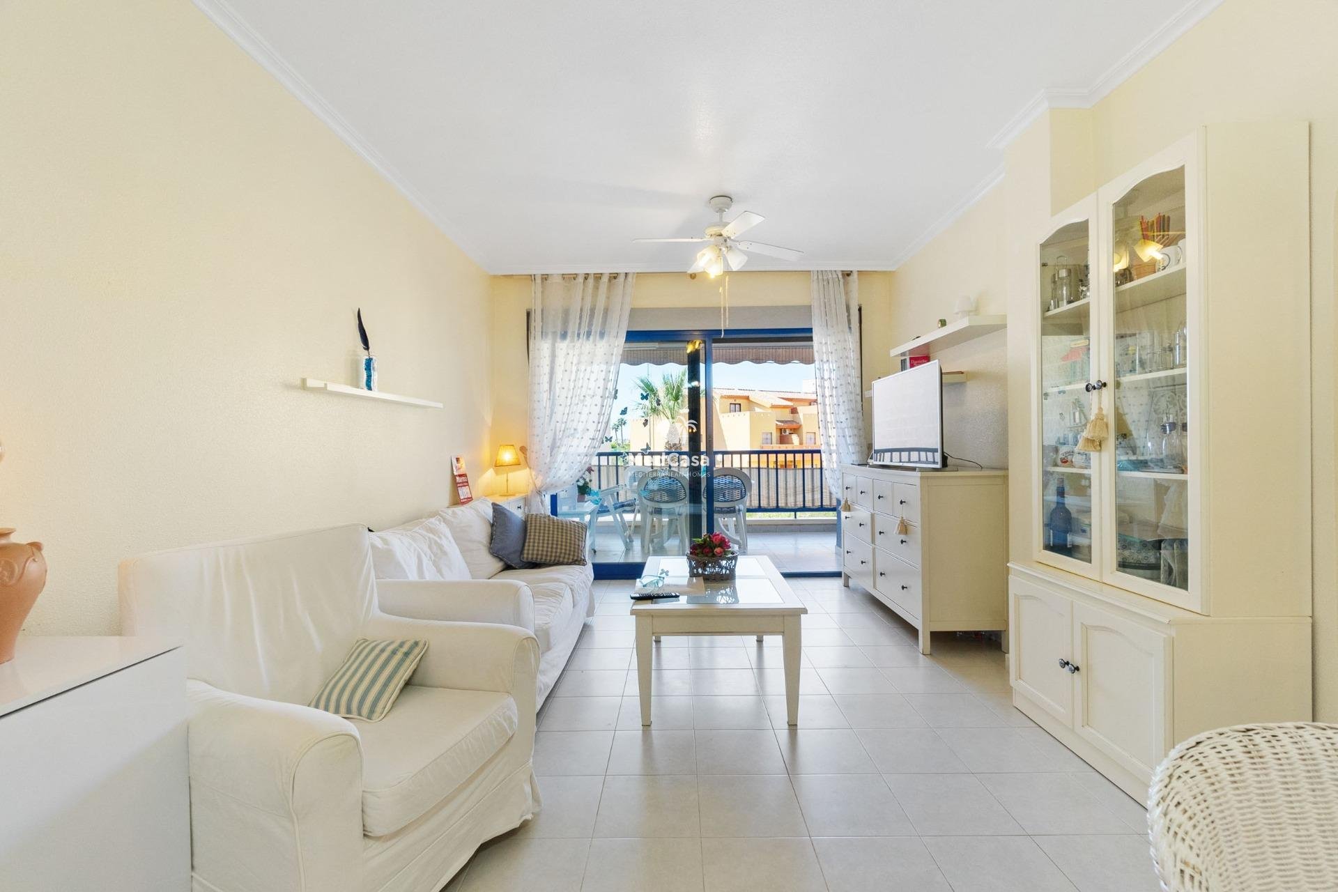 Resale - Apartment -
Orihuela Costa - Campoamor