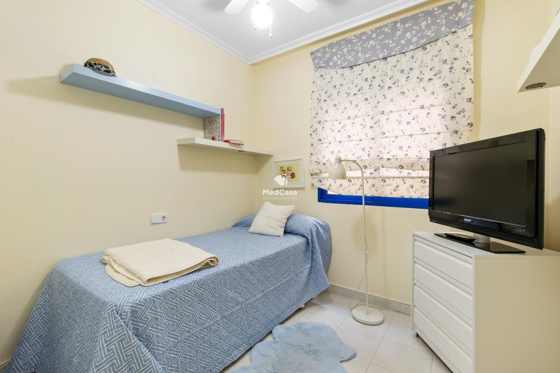 Resale - Apartment -
Orihuela Costa - Campoamor