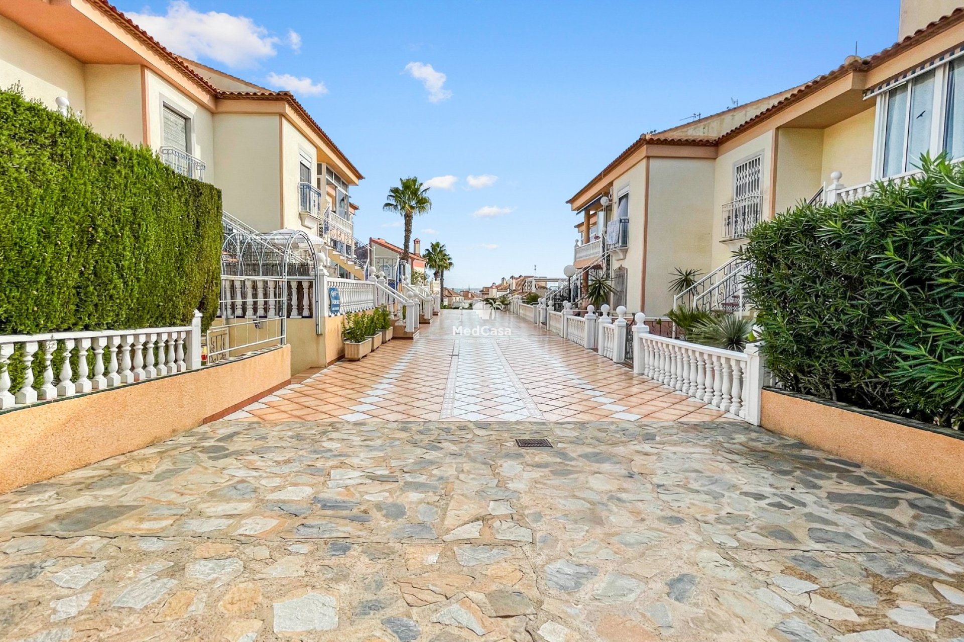 Resale - Apartment -
Orihuela Costa - Los Altos *