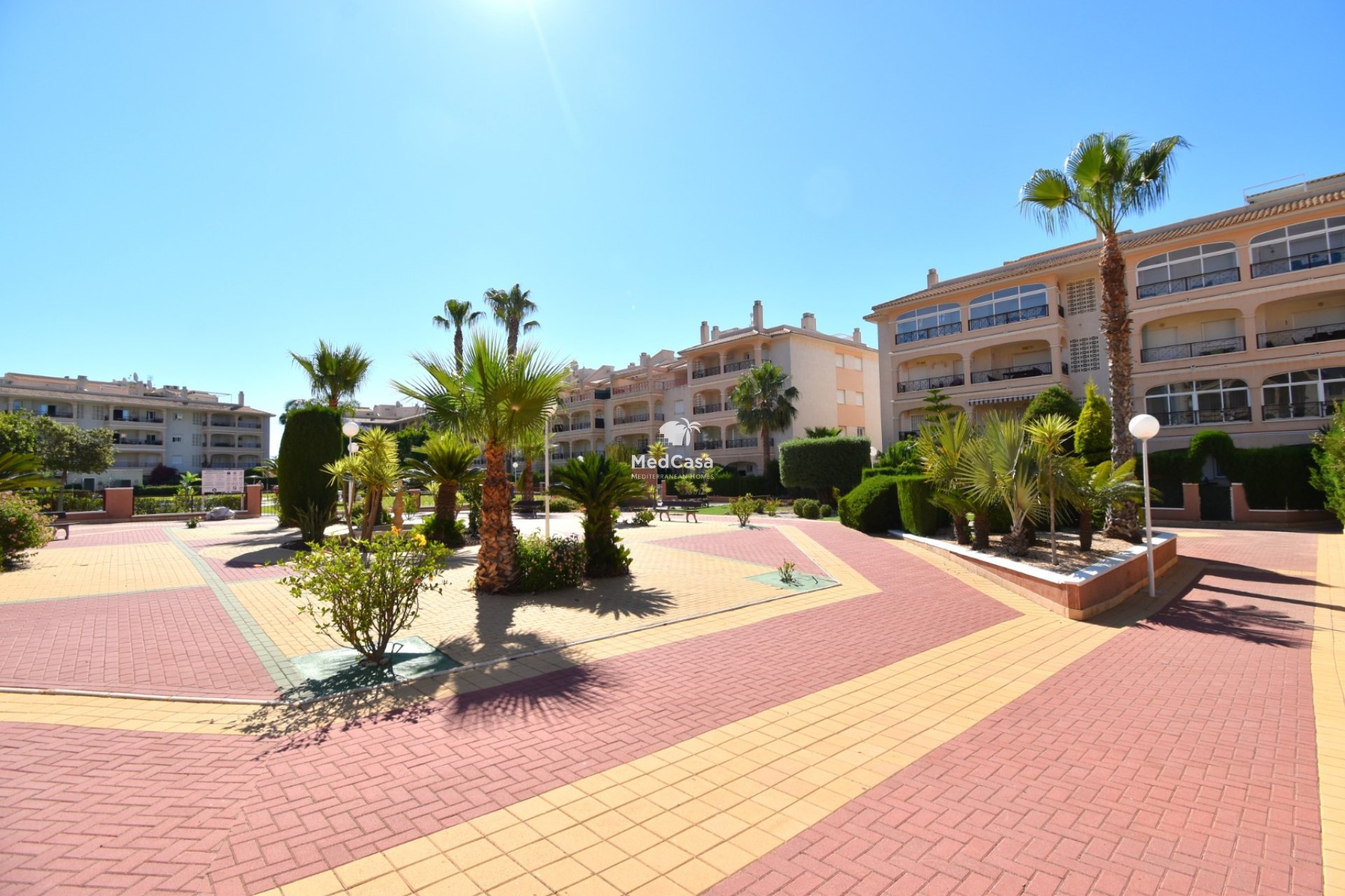 Resale - Apartment -
Orihuela Costa - Playa Flamenca