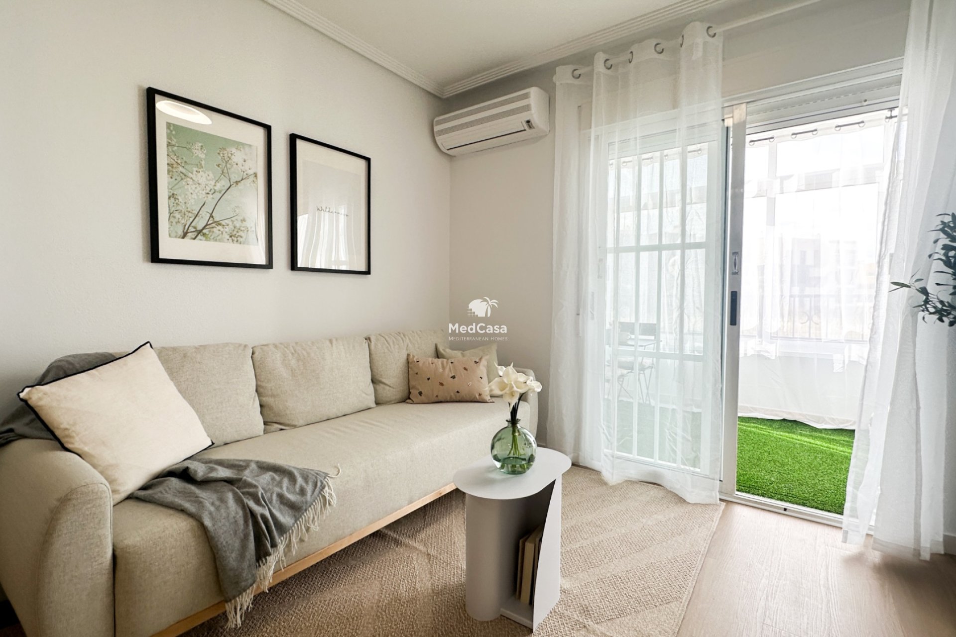Resale - Apartment -
Orihuela Costa - Playa Flamenca