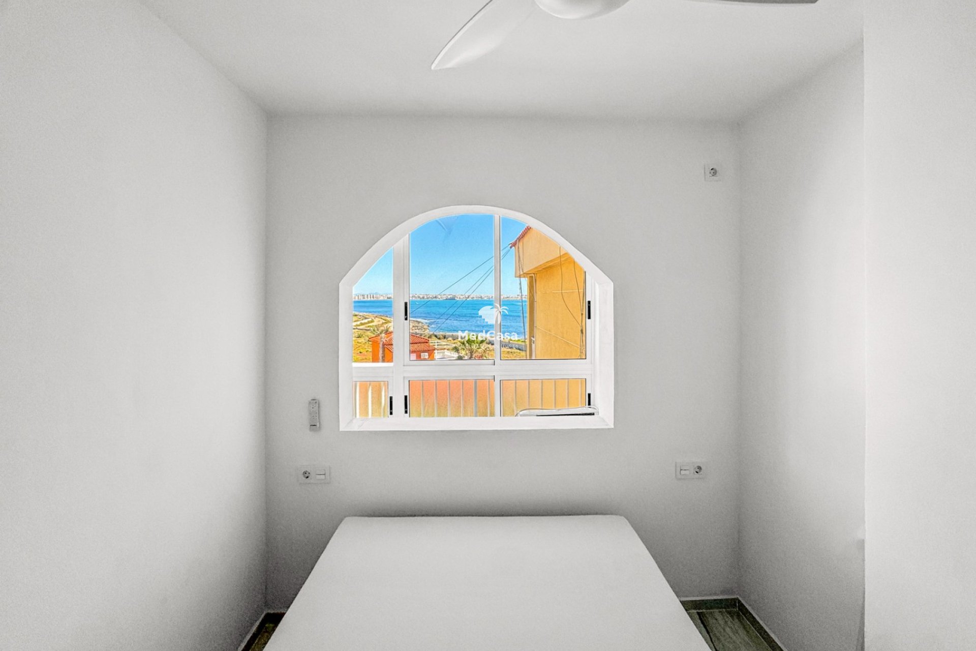 Resale - Apartment -
Orihuela Costa - Punta Prima
