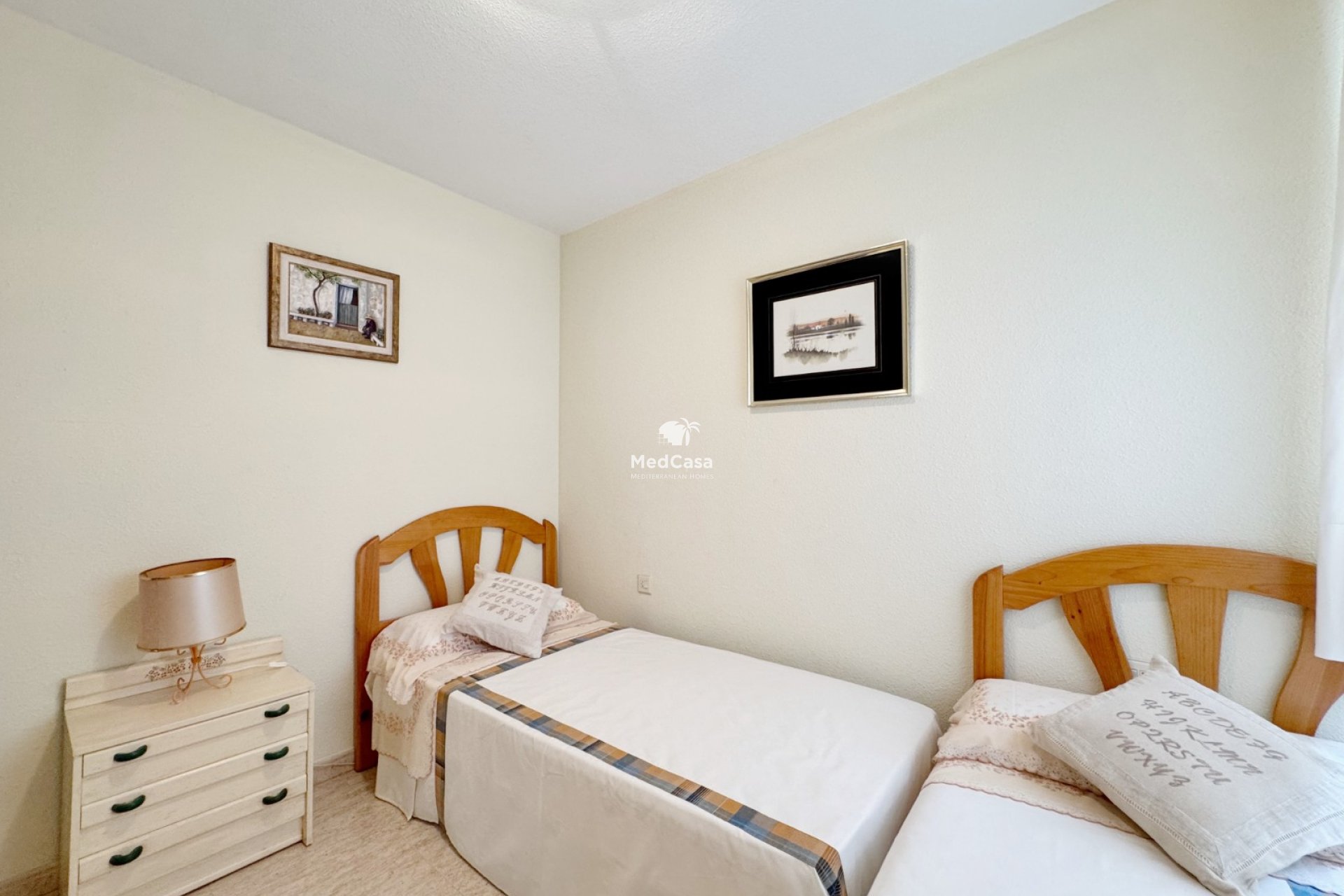 Resale - Apartment -
Orihuela Costa - Punta Prima