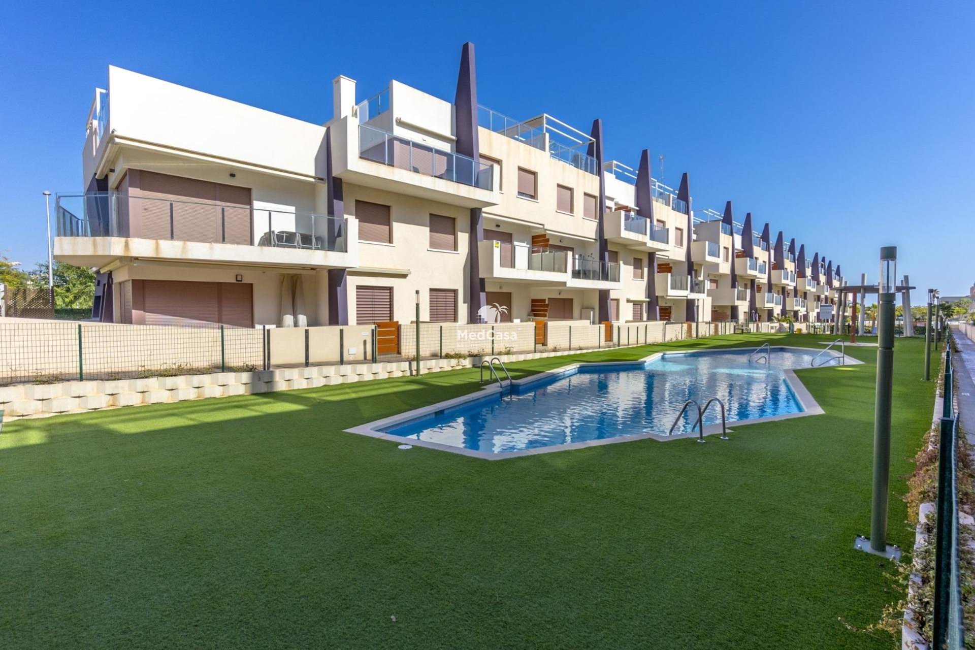 Resale - Apartment -
Pilar de la Horadada - Mil Palmeras