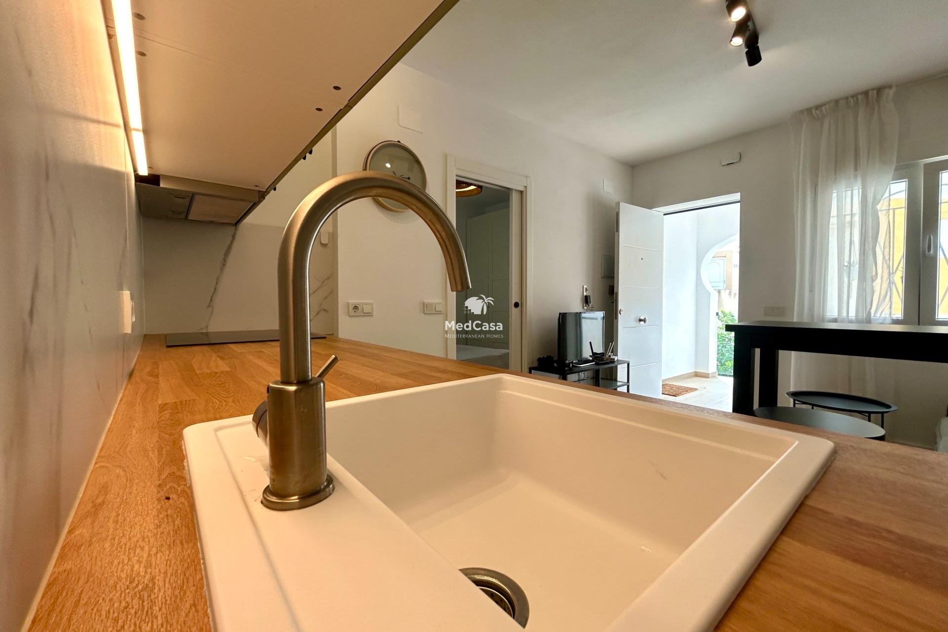 Resale - Apartment -
San Miguel de Salinas - Las filipinas