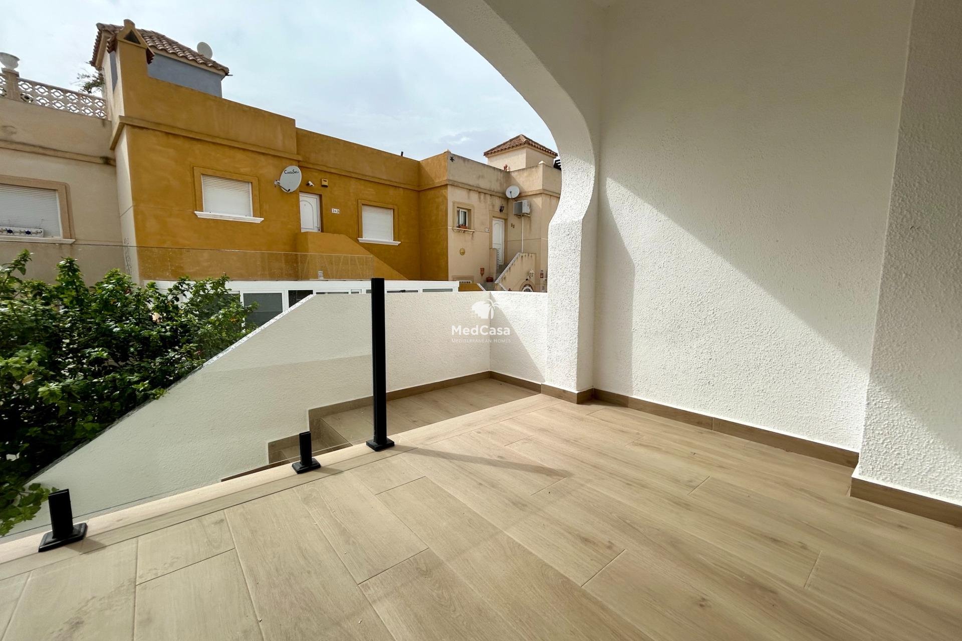 Resale - Apartment -
San Miguel de Salinas - Las filipinas