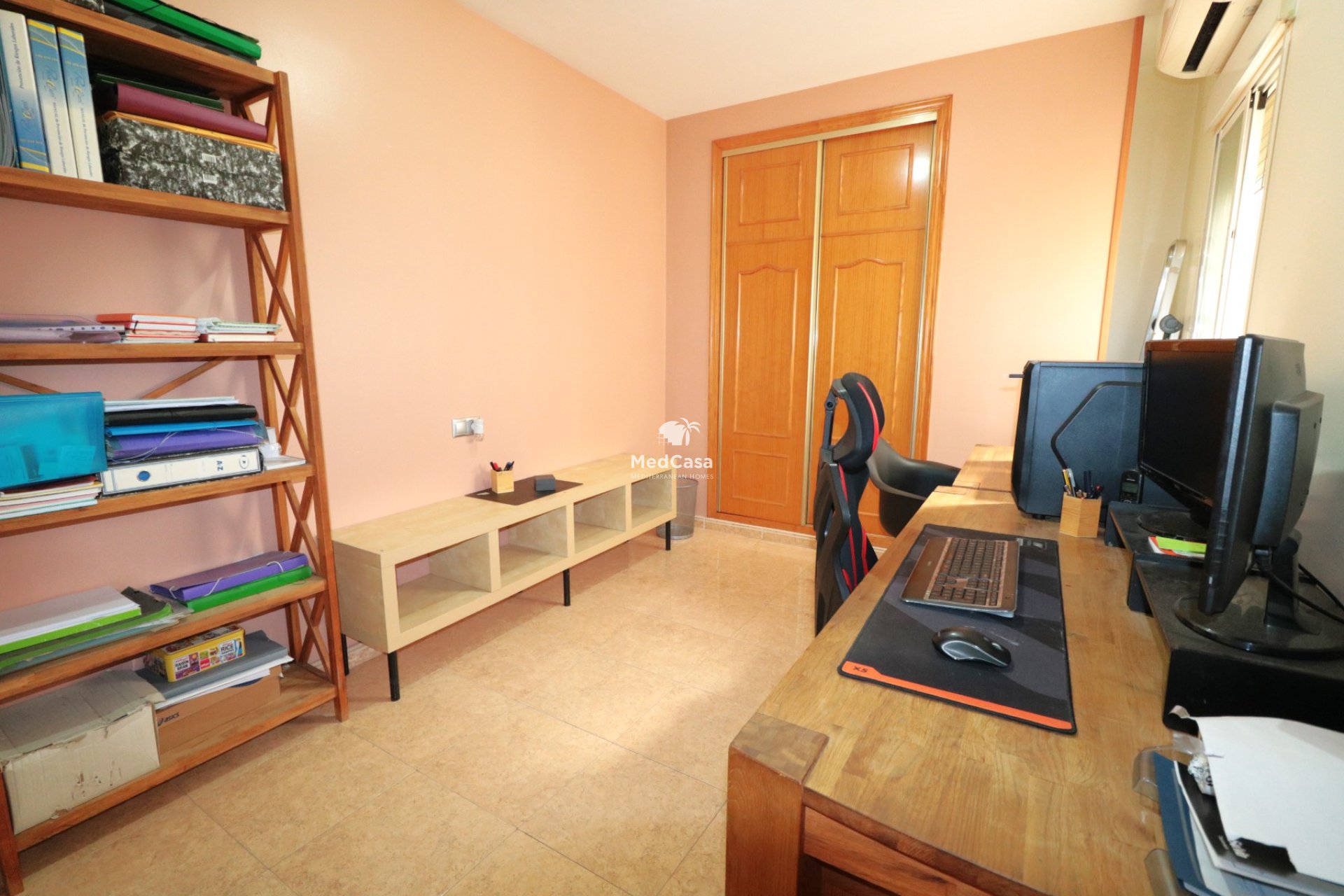 Resale - Apartment -
Torrevieja - Centro