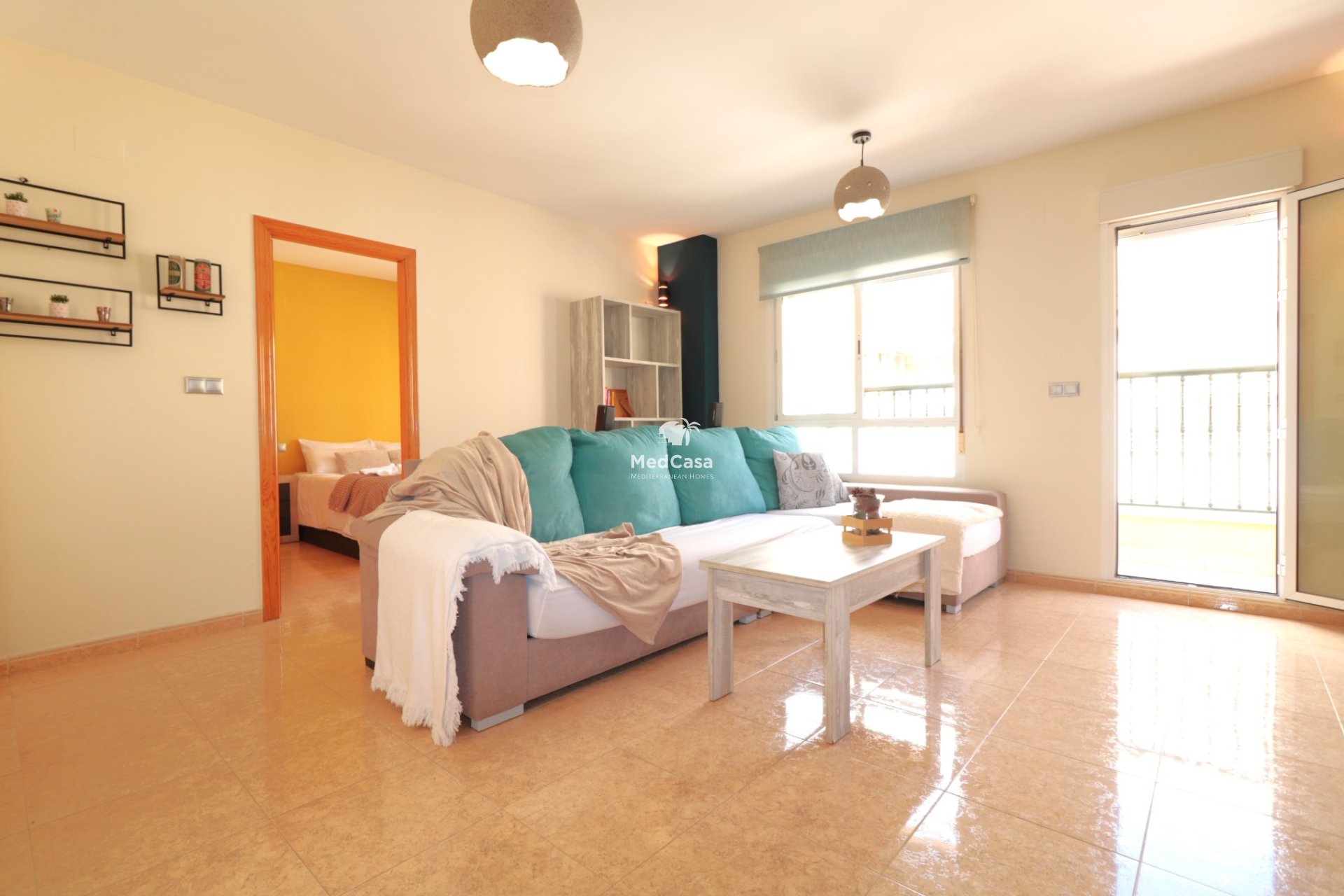 Resale - Apartment -
Torrevieja - Centro