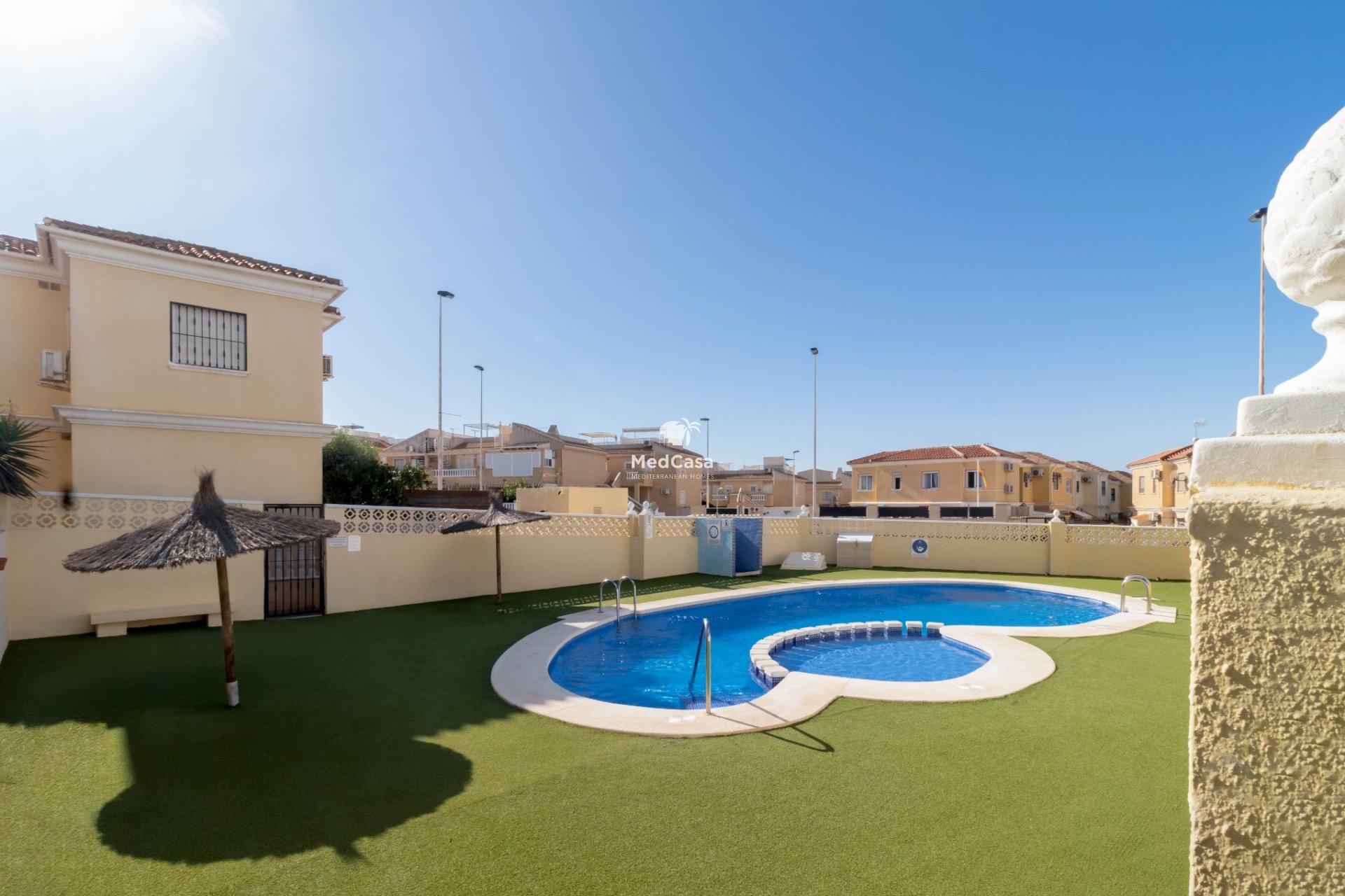 Resale - Apartment -
Torrevieja - Nueva Torrevieja - Aguas Nuevas