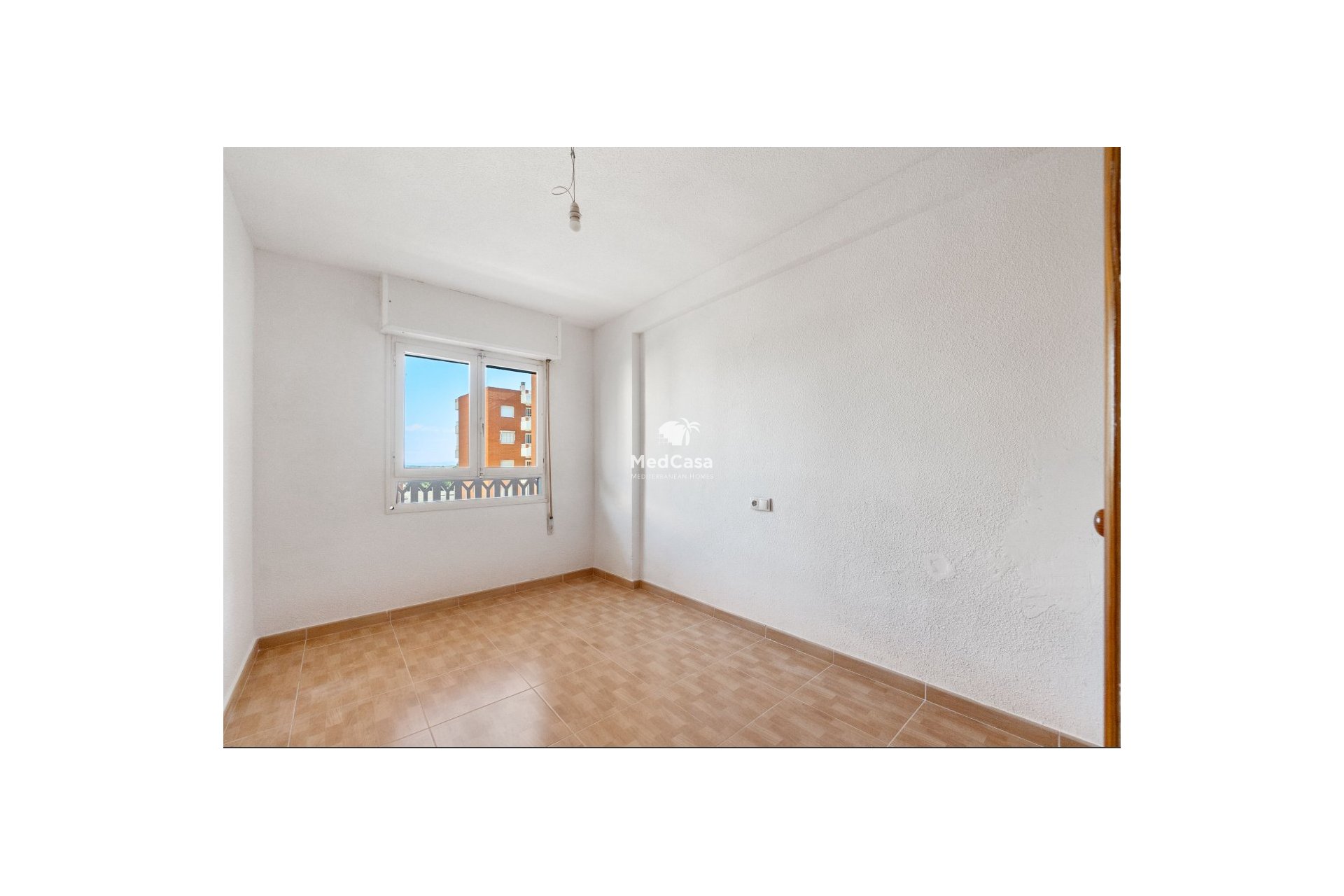 Resale - Apartment -
Torrevieja - Punta prima