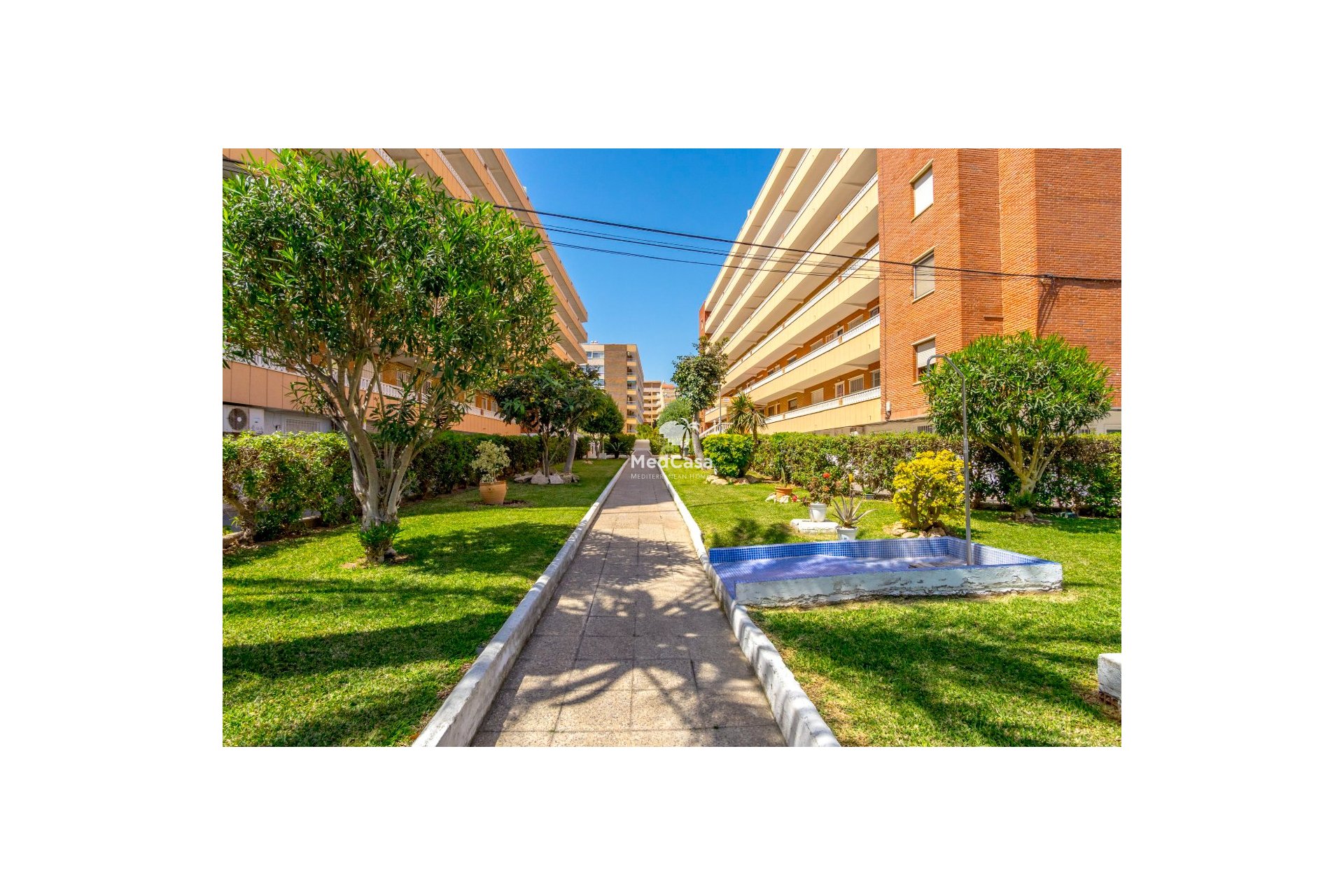 Resale - Apartment -
Torrevieja - Punta prima