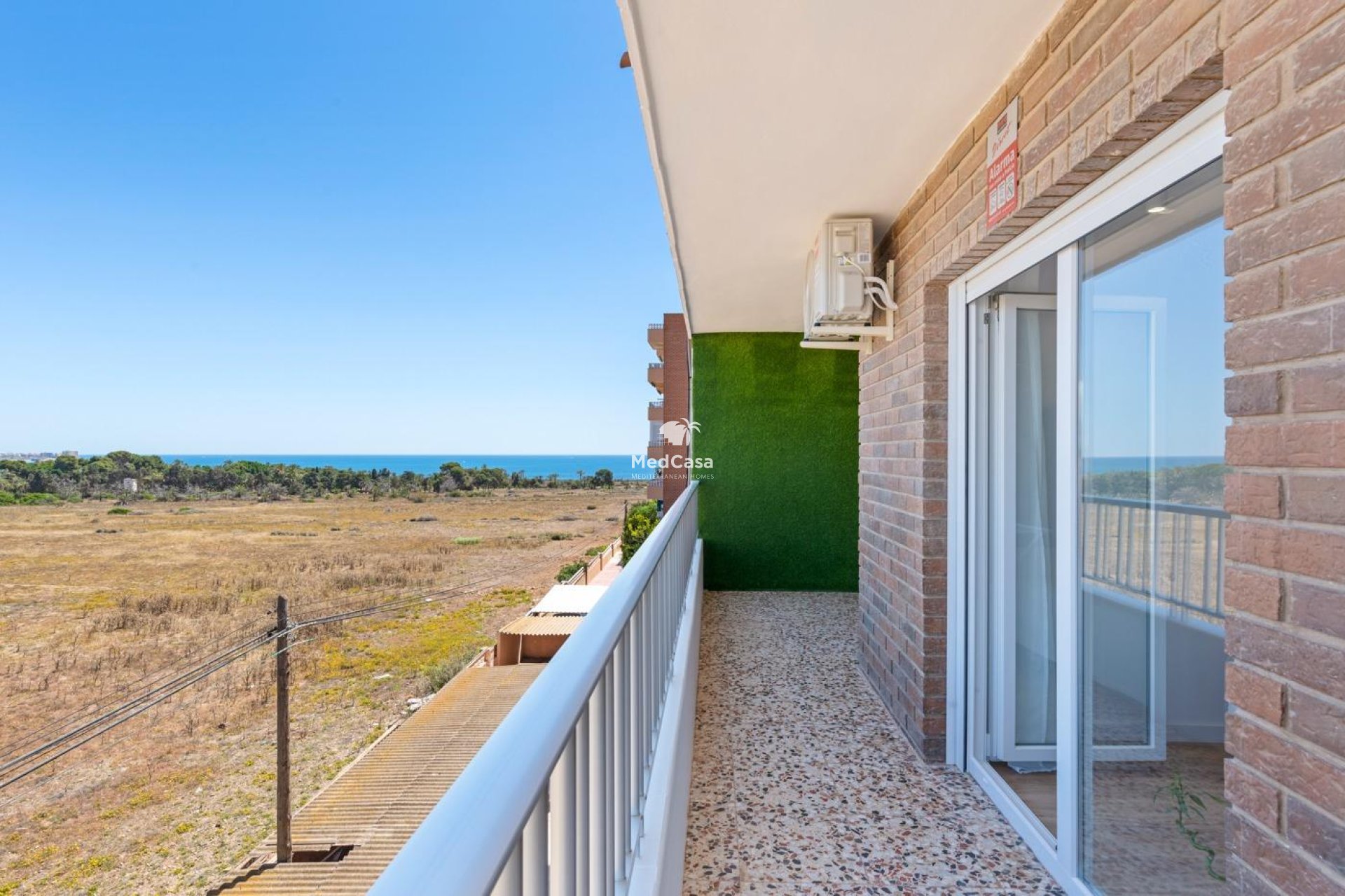 Resale - Apartment -
Torrevieja - Punta prima