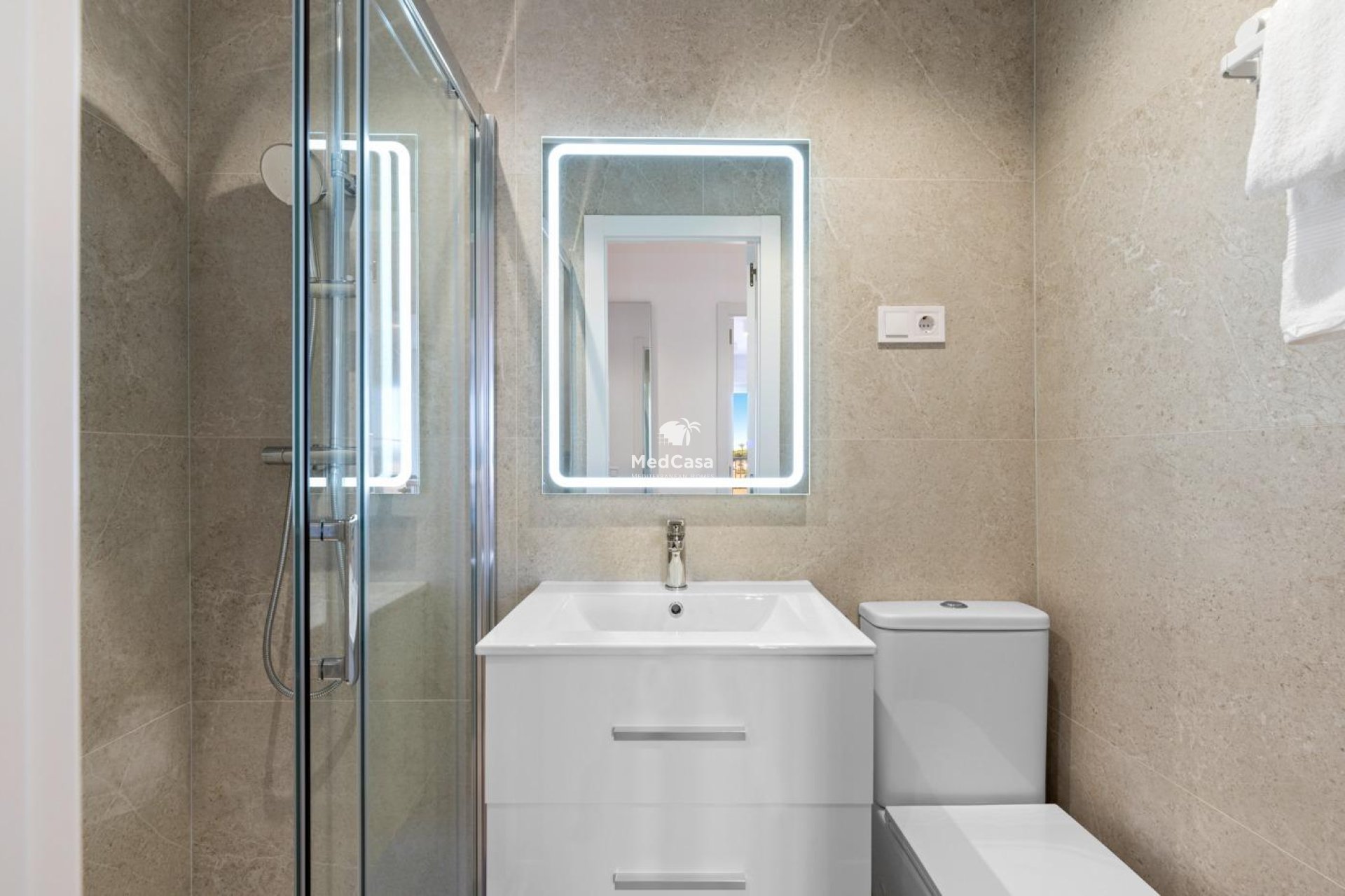 Resale - Apartment -
Torrevieja - Punta prima