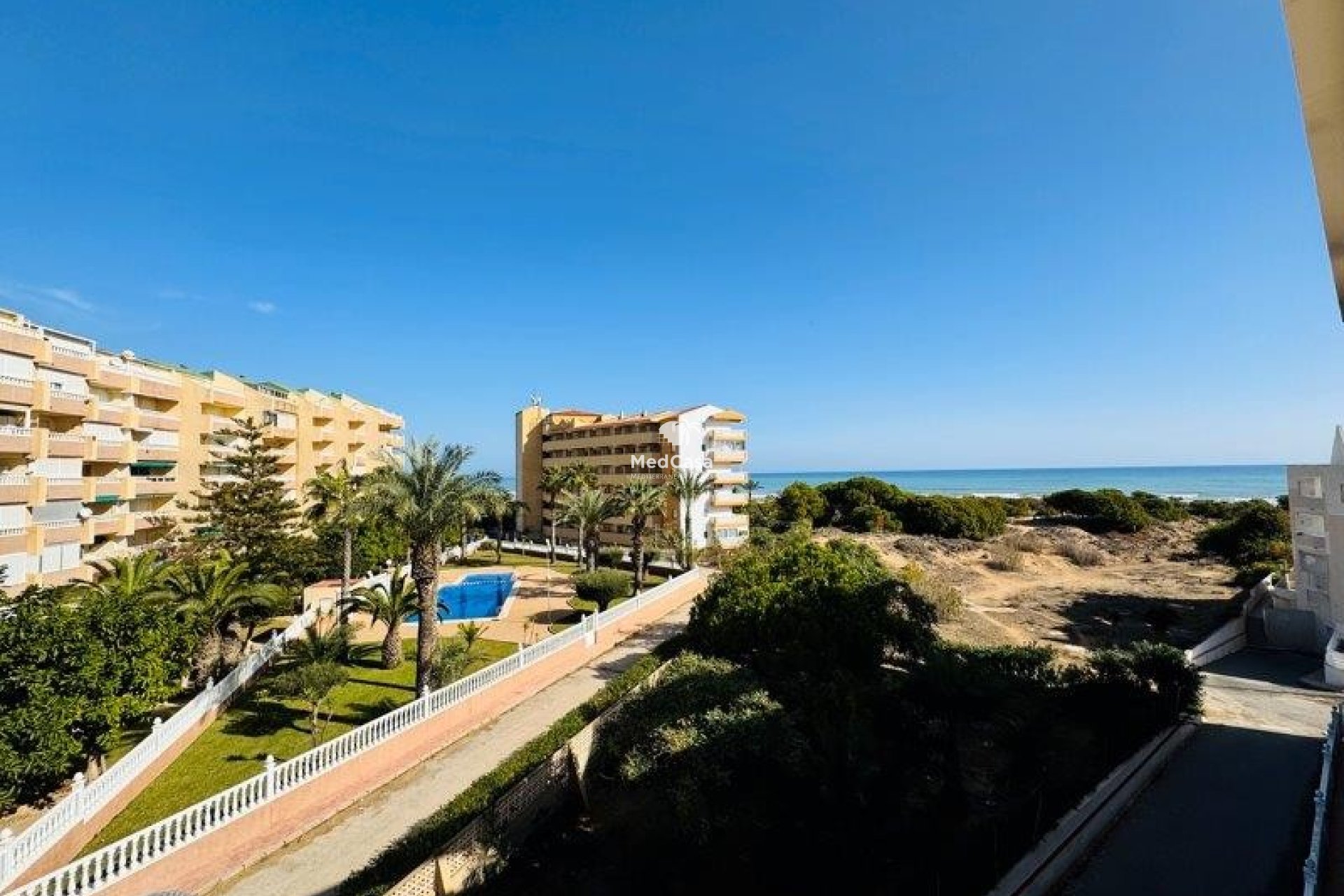 Resale - Apartment -
Torrevieja - Torrelamata - La Mata