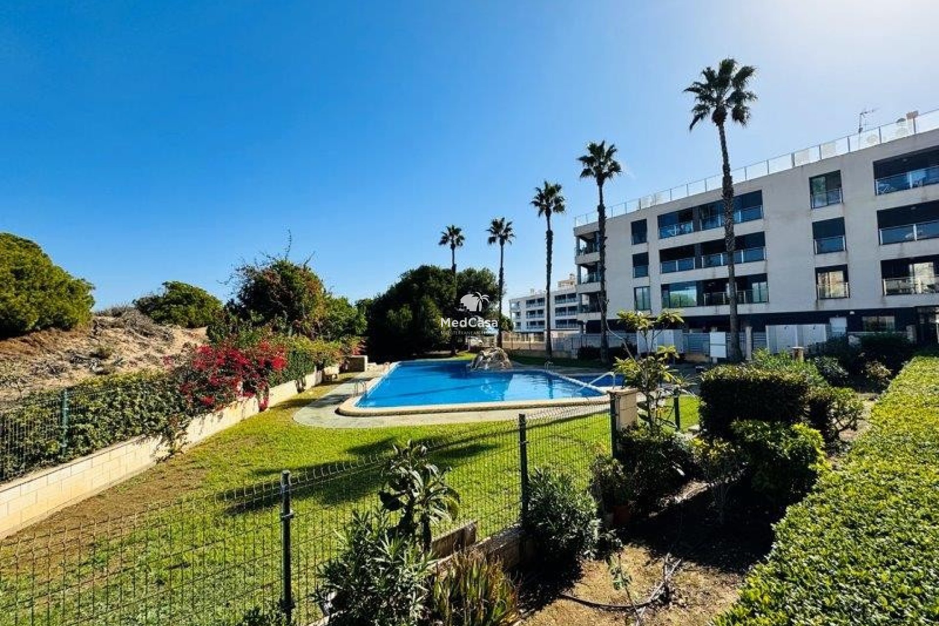 Resale - Apartment -
Torrevieja - Torrelamata - La Mata