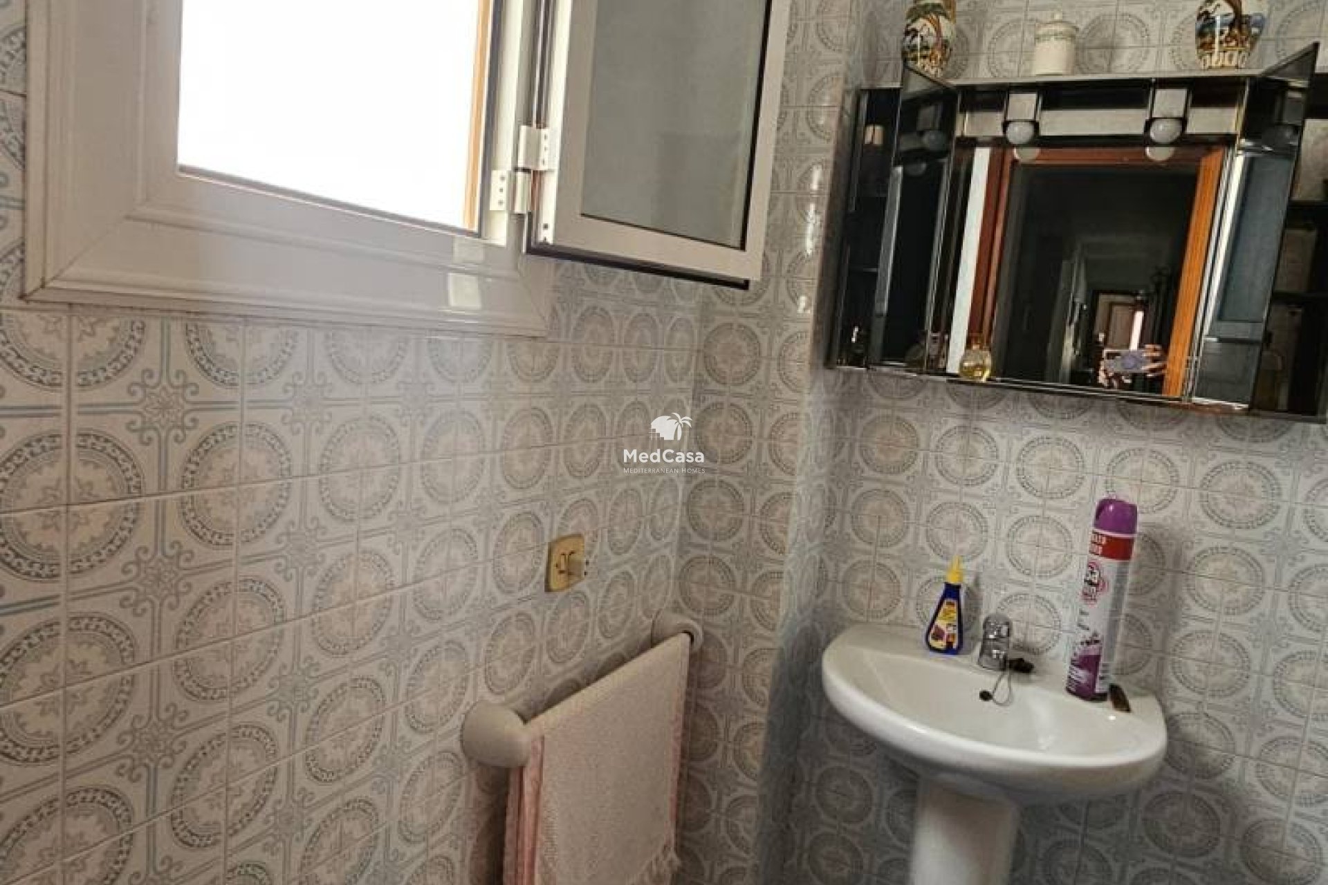 Resale - Apartment -
Villajoyosa - town