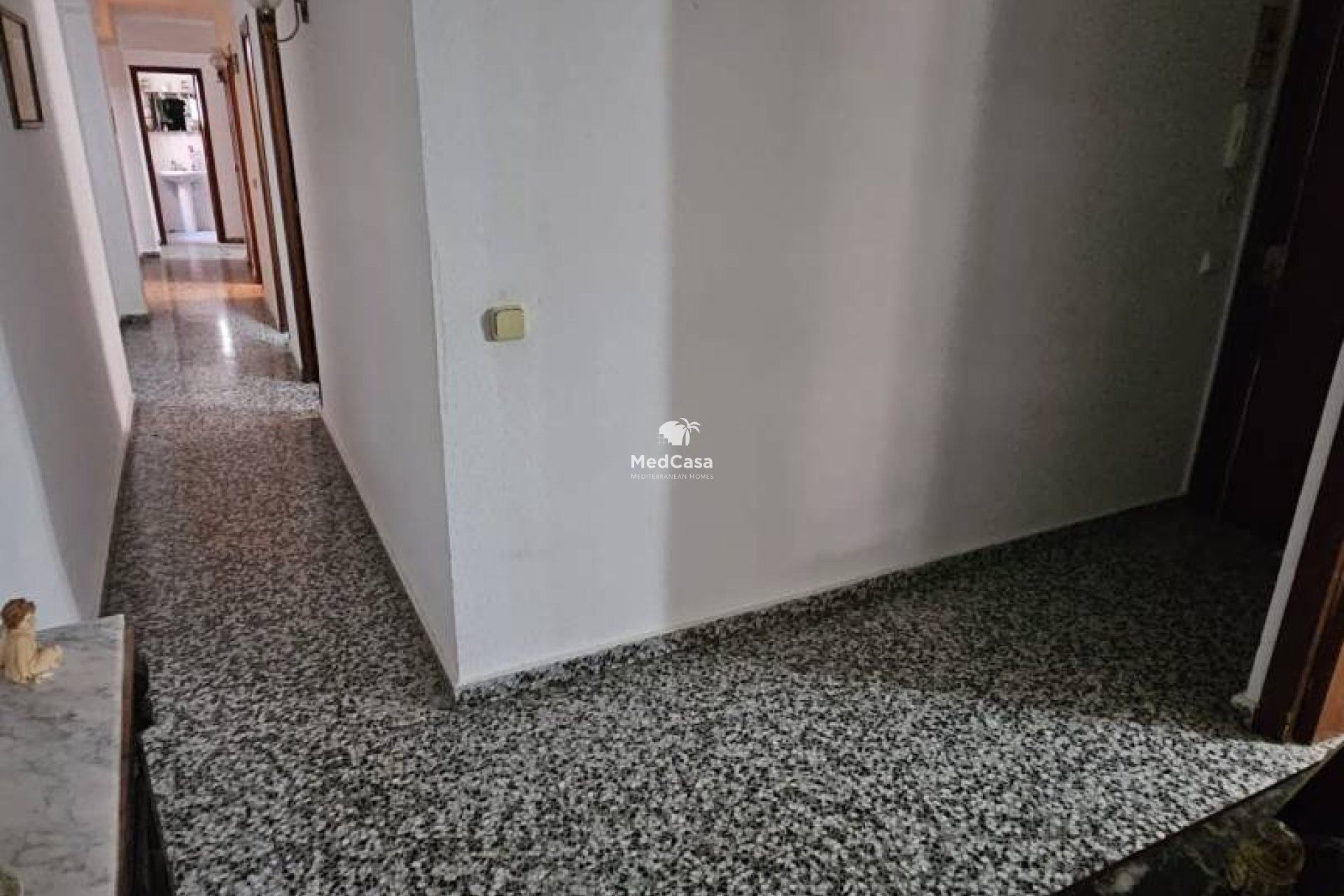 Resale - Apartment -
Villajoyosa - town