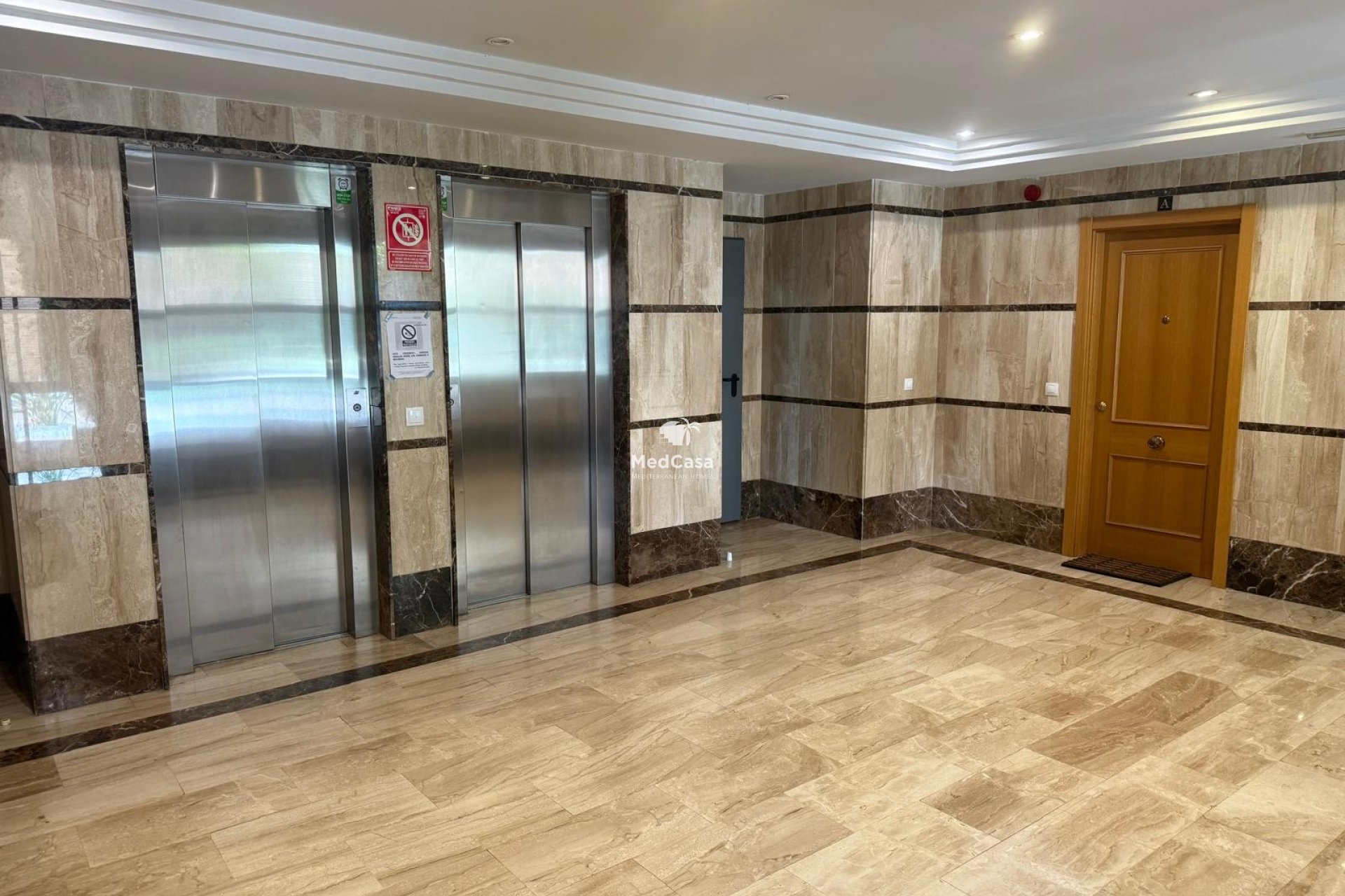 Resale - Apartment -
Villajoyosa