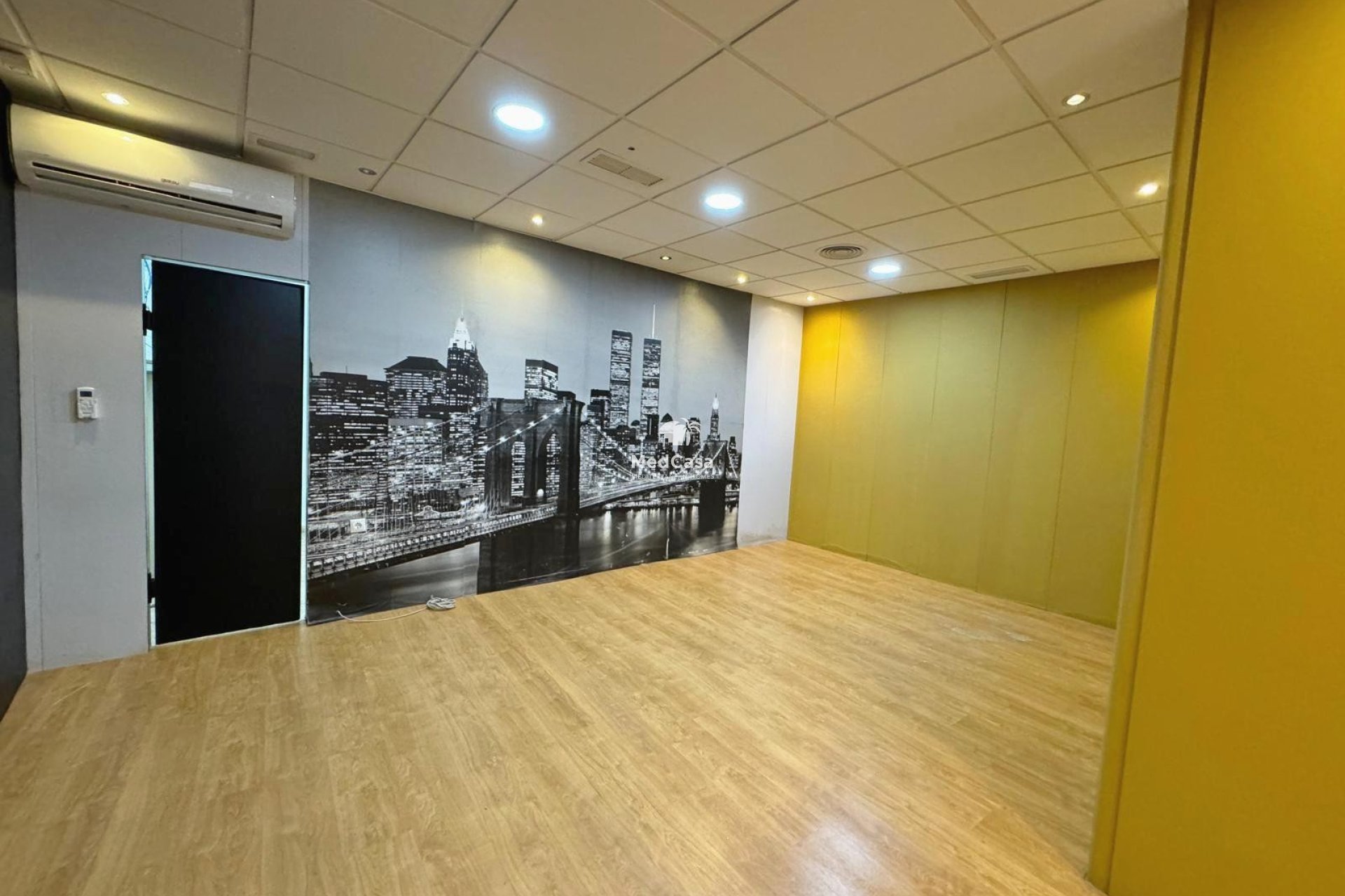 Resale - Commercial -
Guardamar del Segura - Guardamar