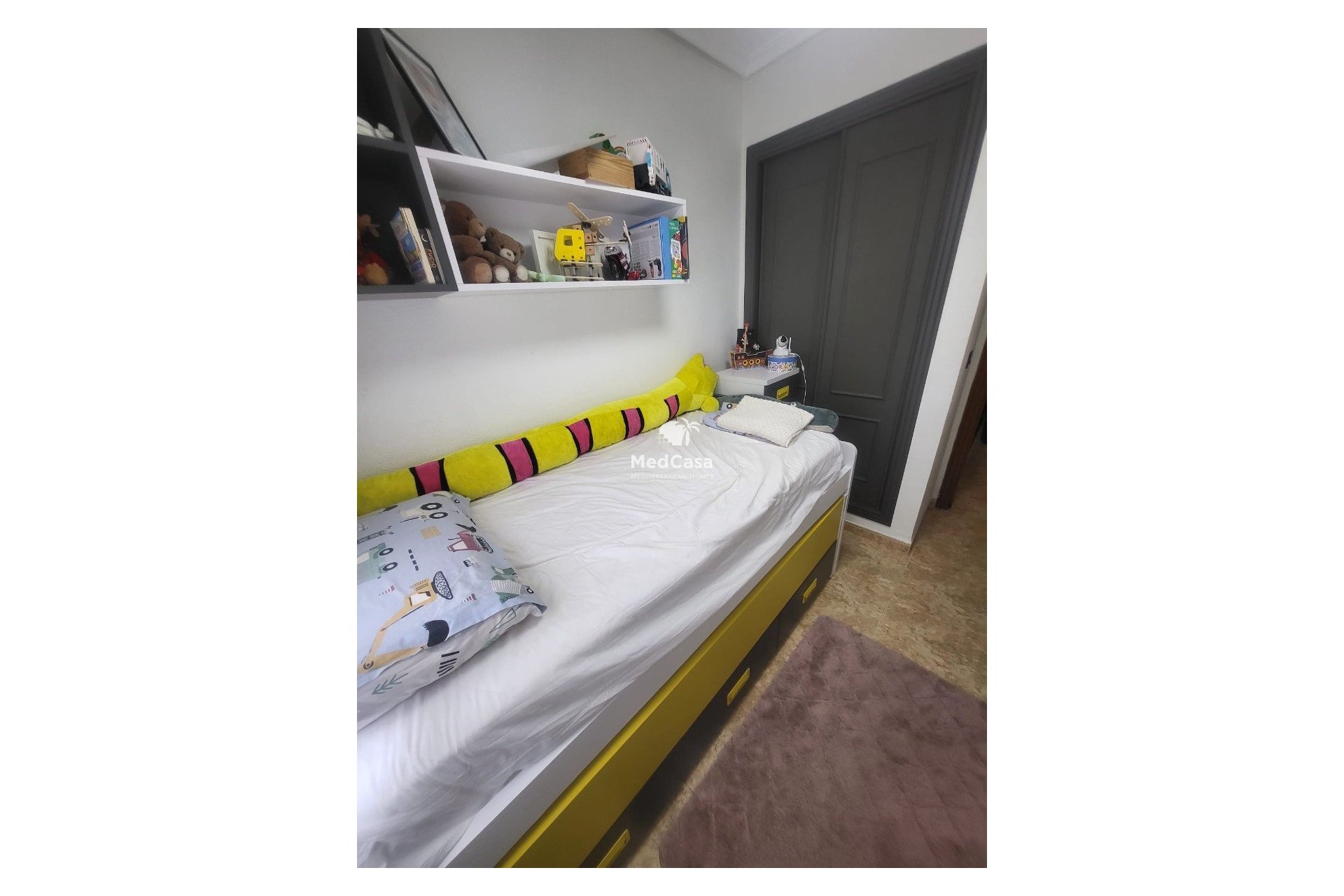 Resale - Corner Townhouse -
Orihuela Costa - Villamartín