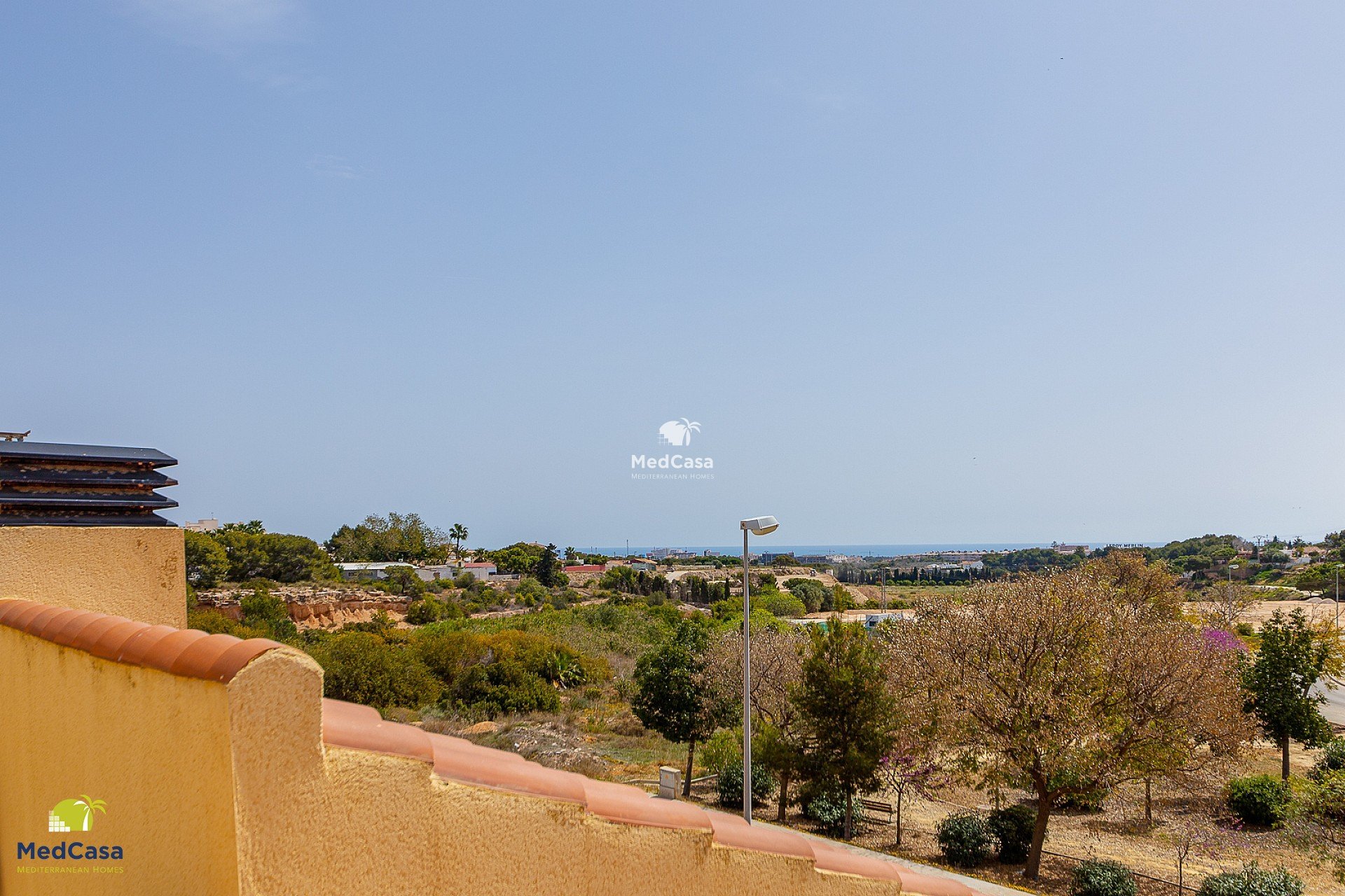 Resale - Corner Townhouse -
Orihuela Costa