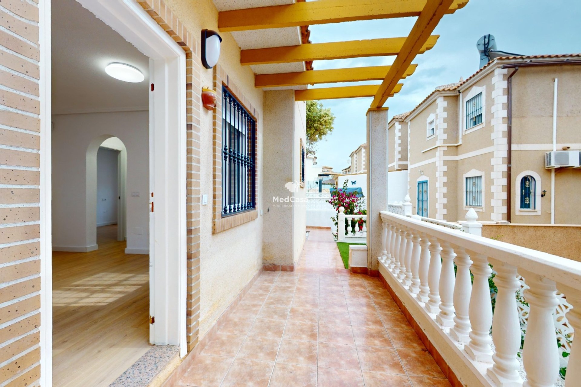 Resale - Corner Townhouse -
Orihuela Costa