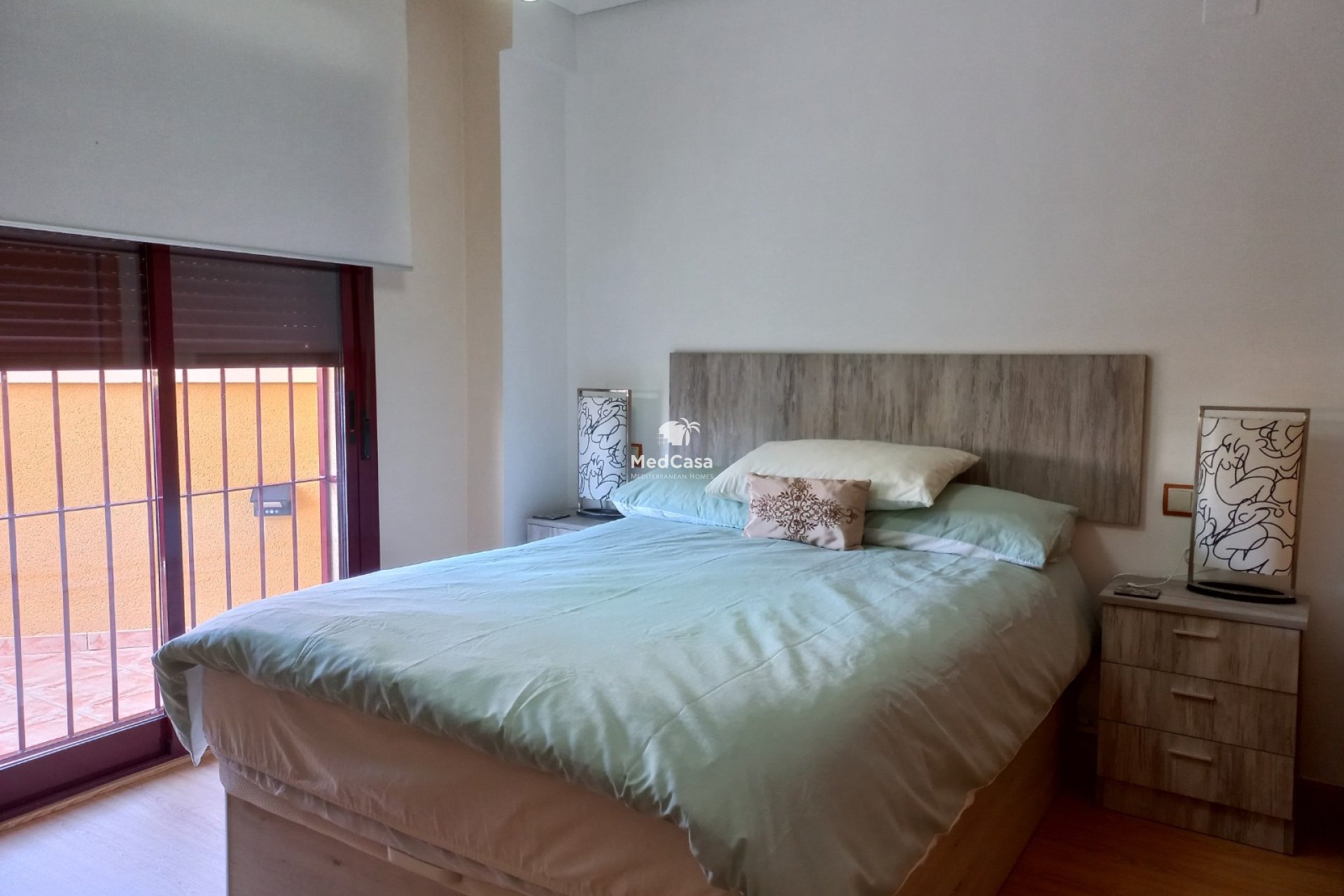 Resale - Ground floor apartment -
Formentera del Segura