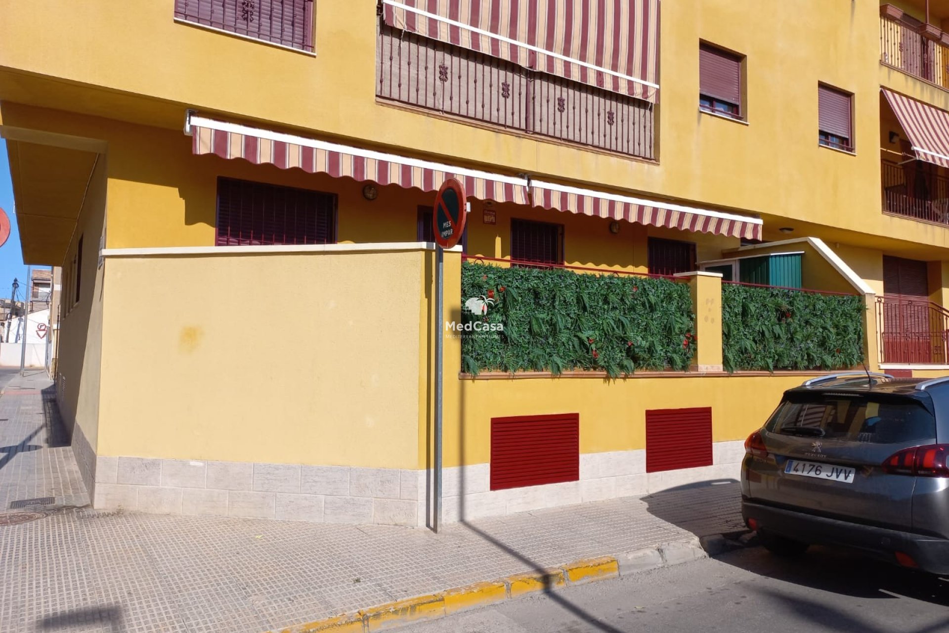 Resale - Ground floor apartment -
Formentera del Segura