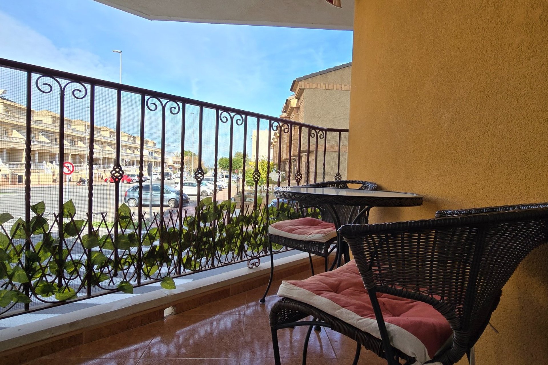 Resale - Ground floor apartment -
Formentera del Segura