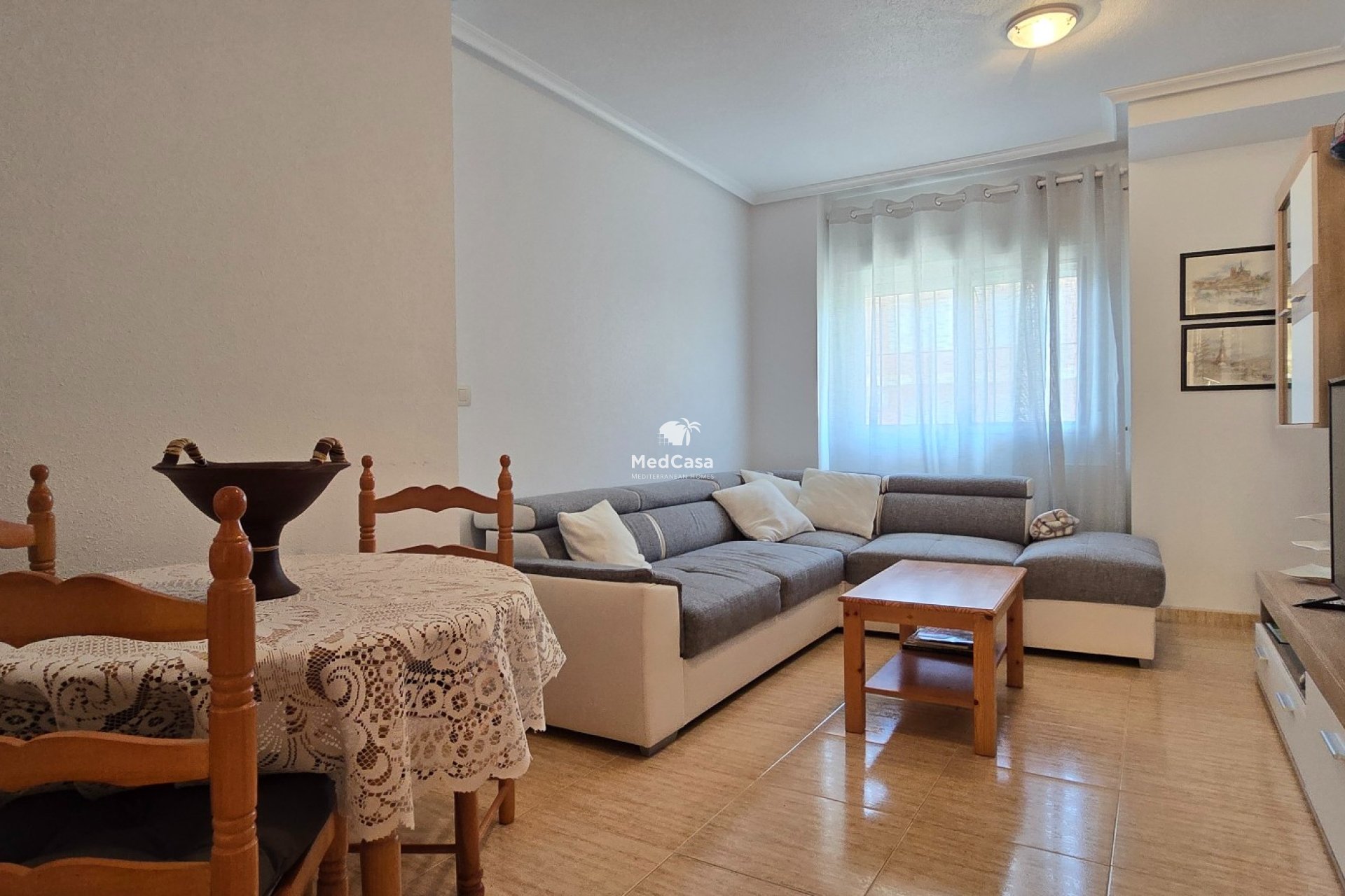 Resale - Ground floor apartment -
Formentera del Segura