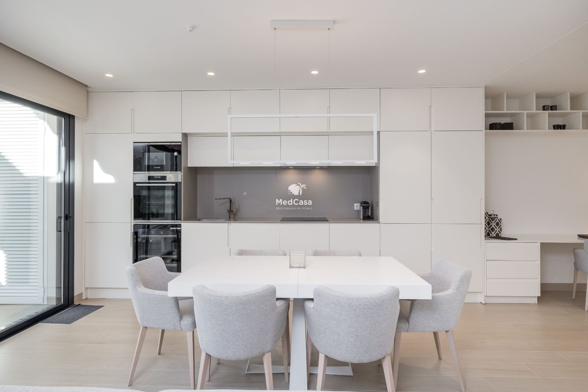 Resale - Ground floor apartment -
Golf Las Colinas