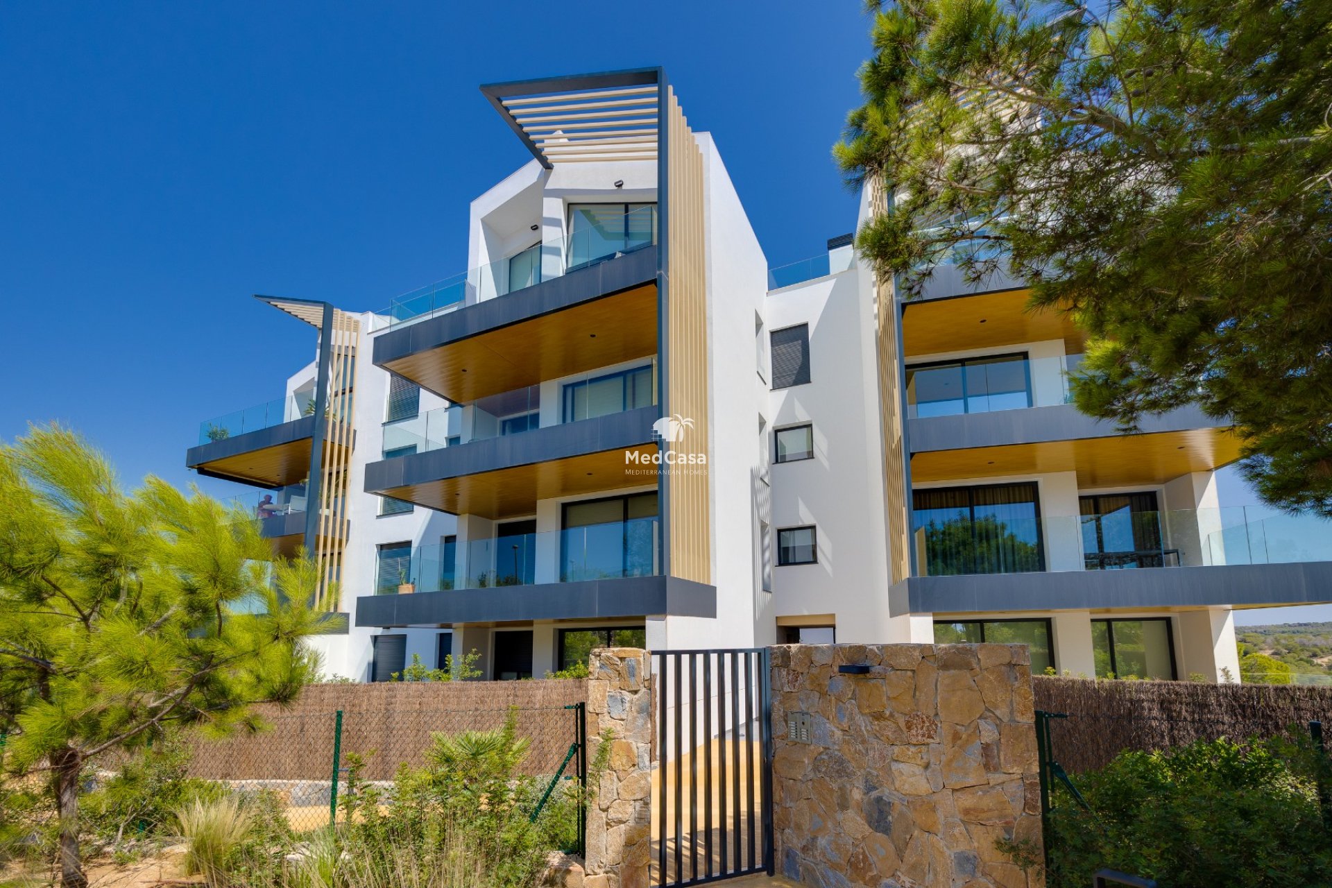 Resale - Ground floor apartment -
Golf Las Colinas