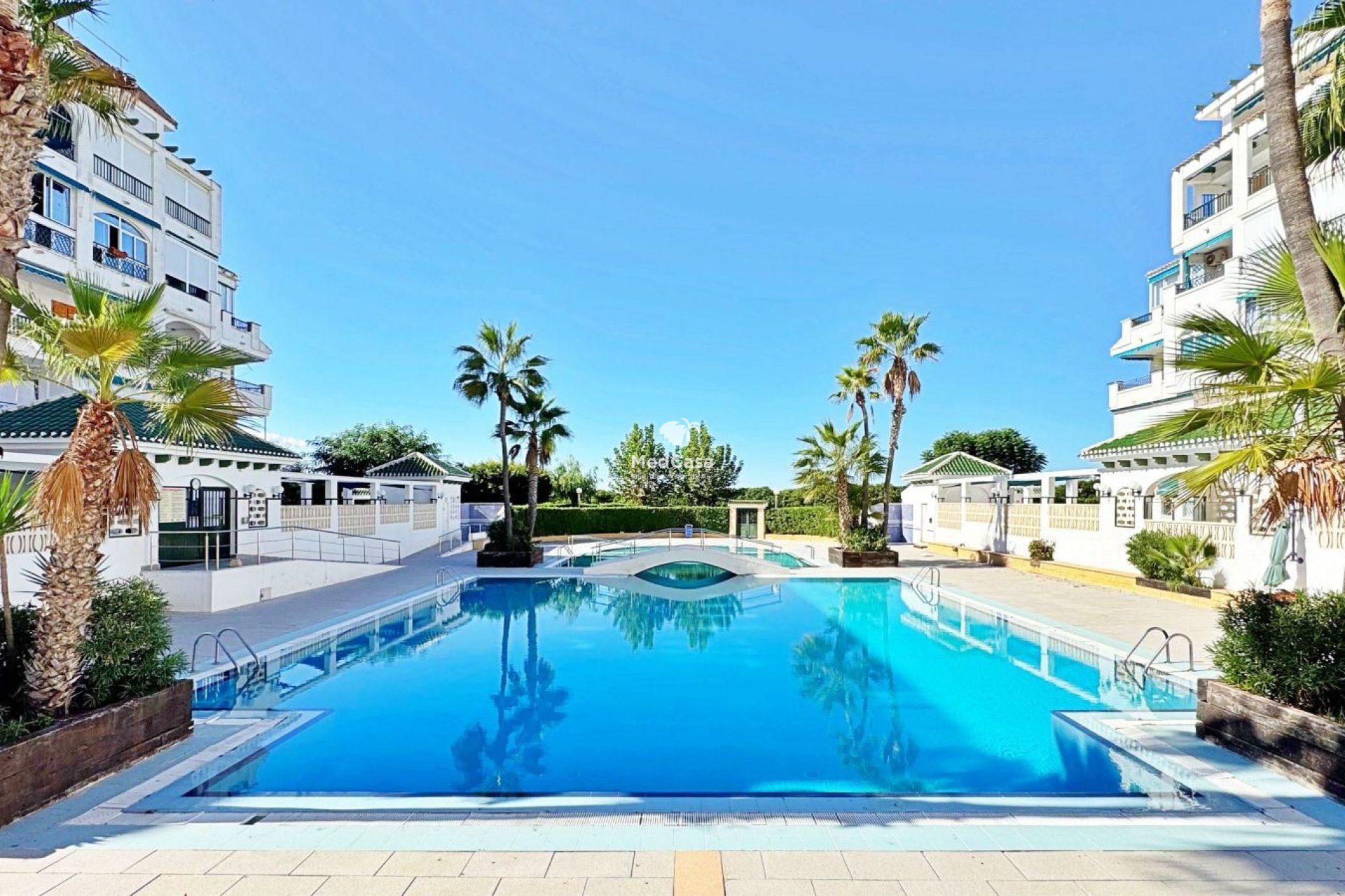 Resale - Ground floor apartment -
La Mata