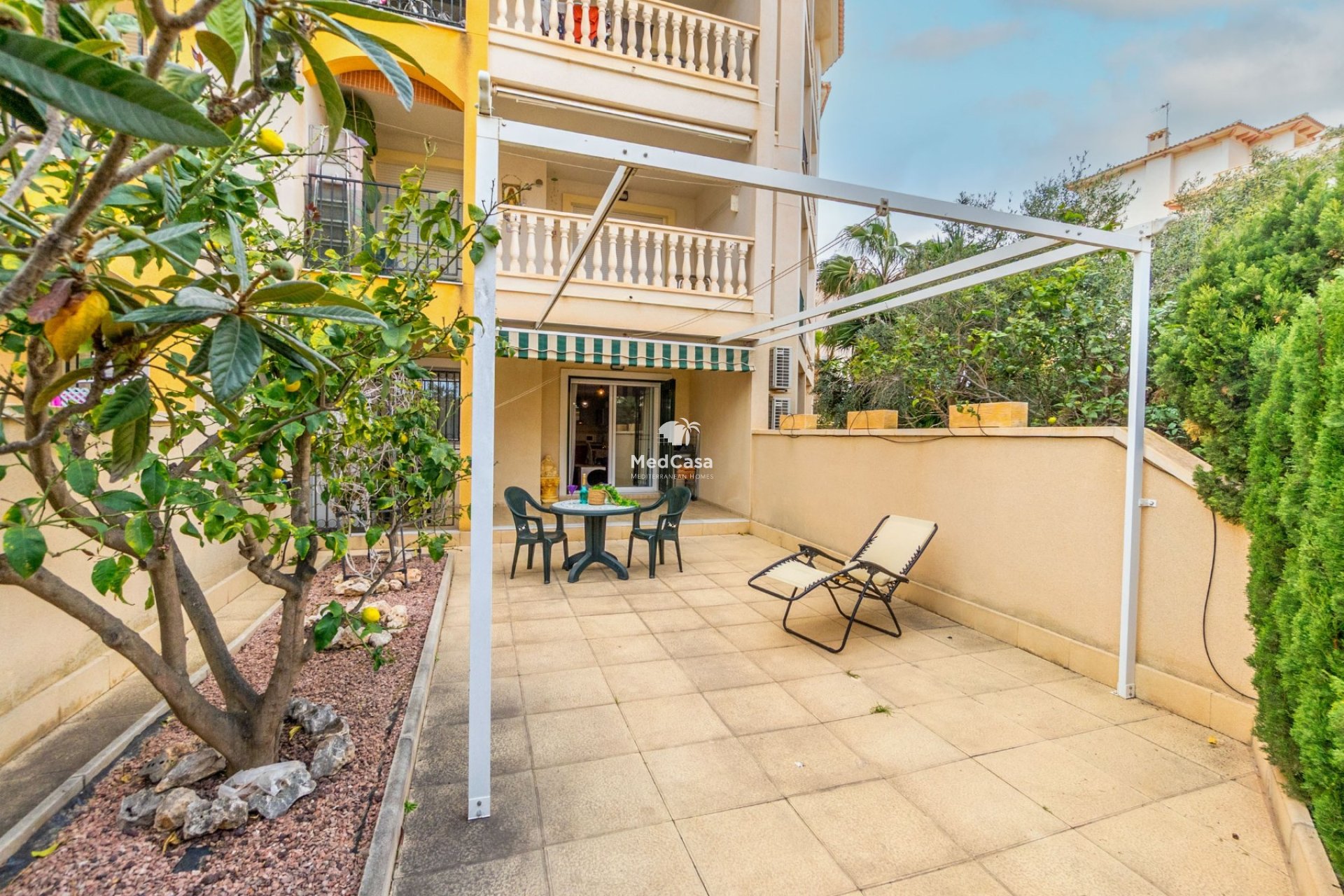 Resale - Ground floor apartment -
Orihuela Costa - Campoamor