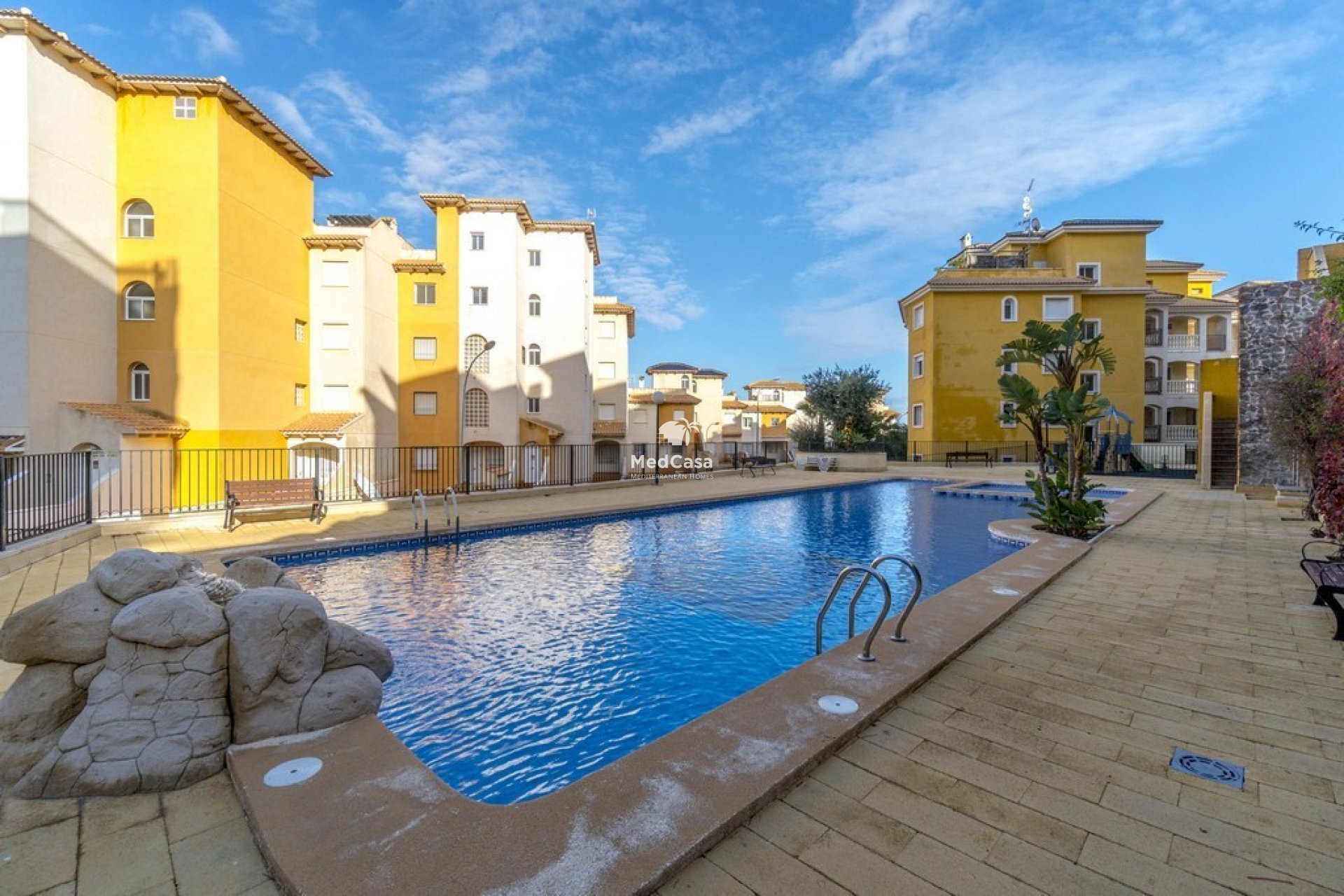Resale - Ground floor apartment -
Orihuela Costa - Campoamor
