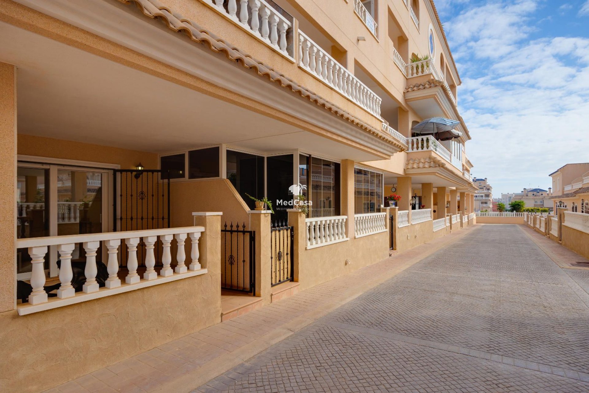 Resale - Ground floor apartment -
Orihuela Costa - Los dolses