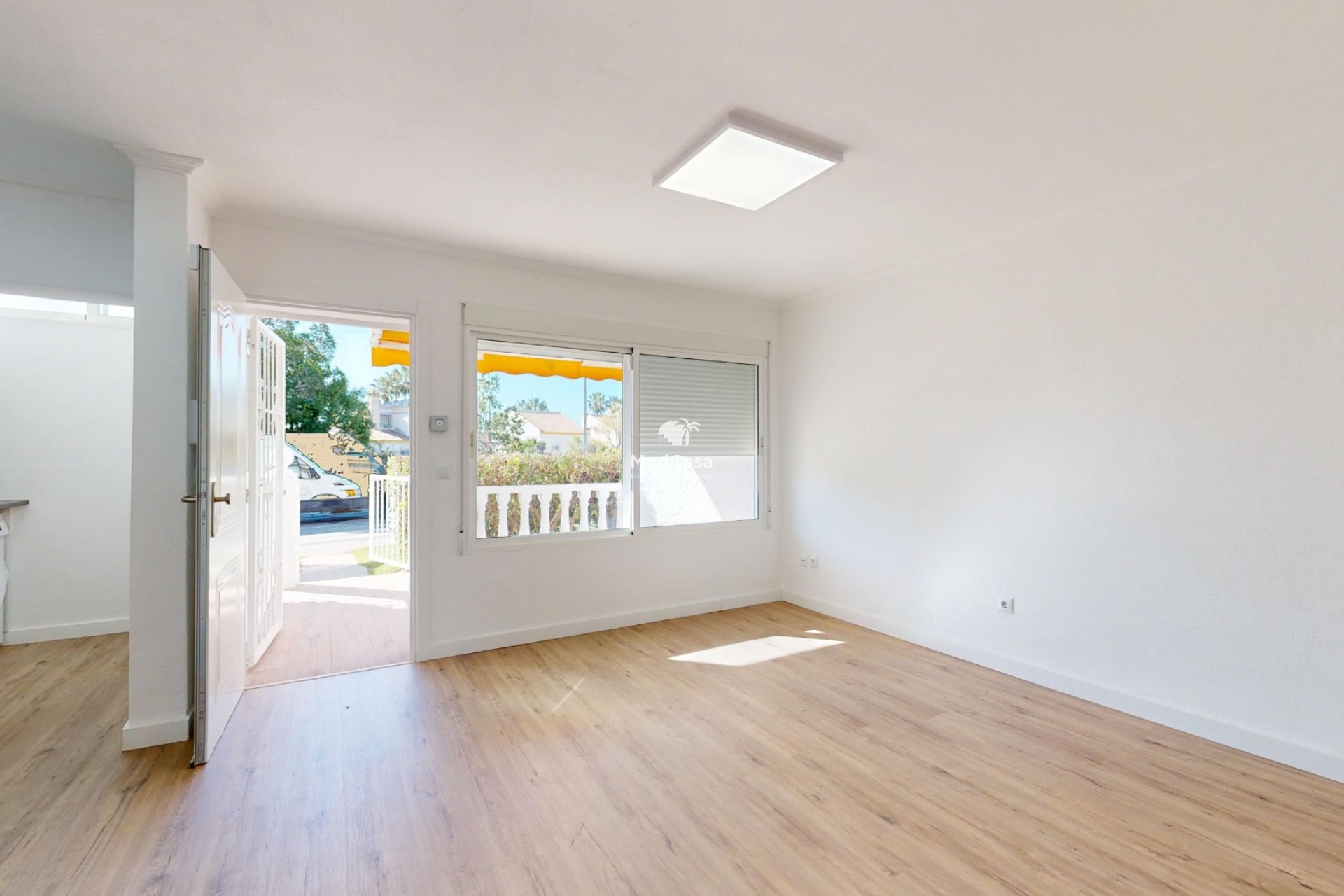 Resale - Ground floor apartment -
Orihuela Costa - Villamartín