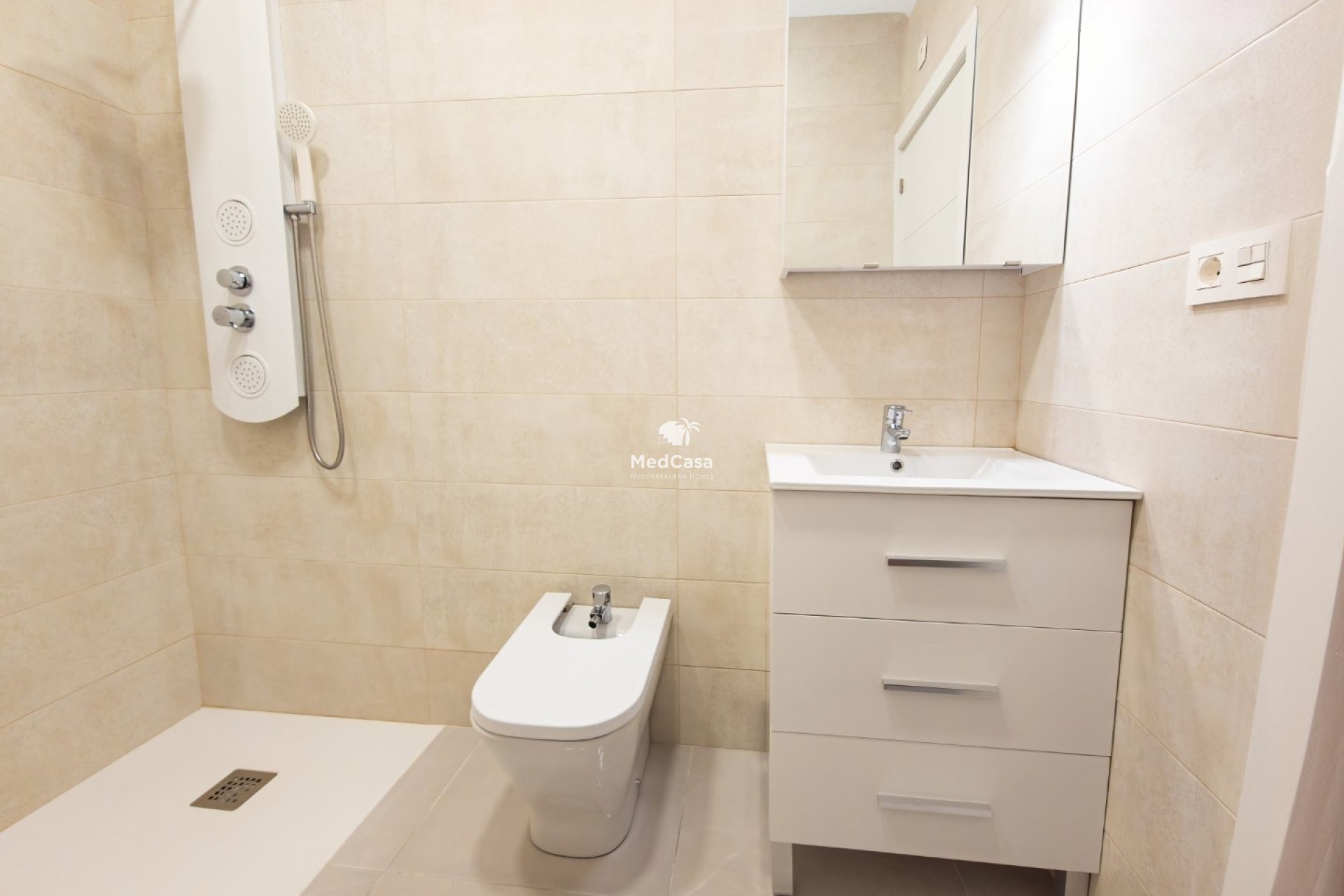 Resale - Ground floor apartment -
Torrevieja - El Acequión - Los Náufragos