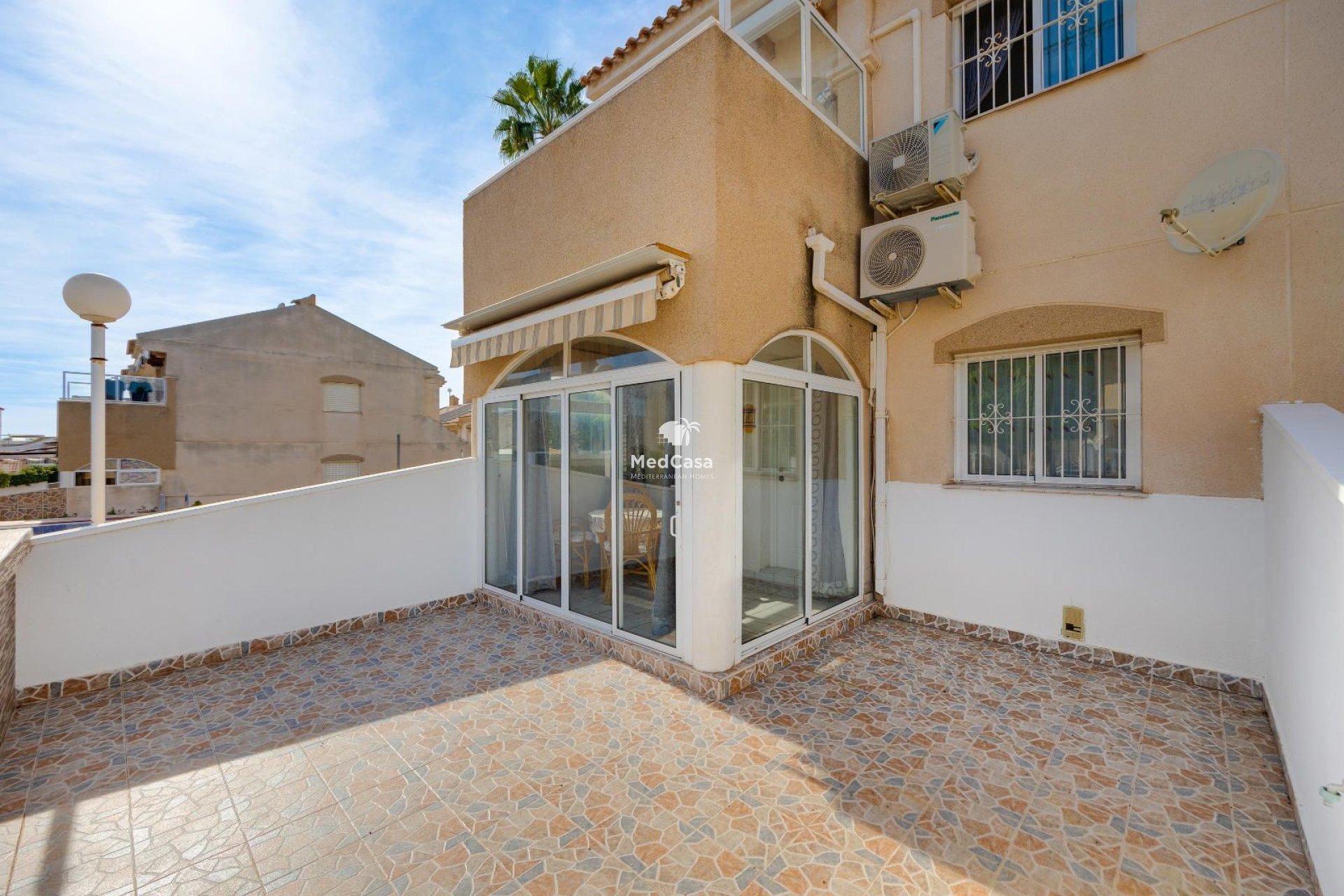Resale - Ground floor apartment -
Torrevieja - Nueva Torrevieja - Aguas Nuevas