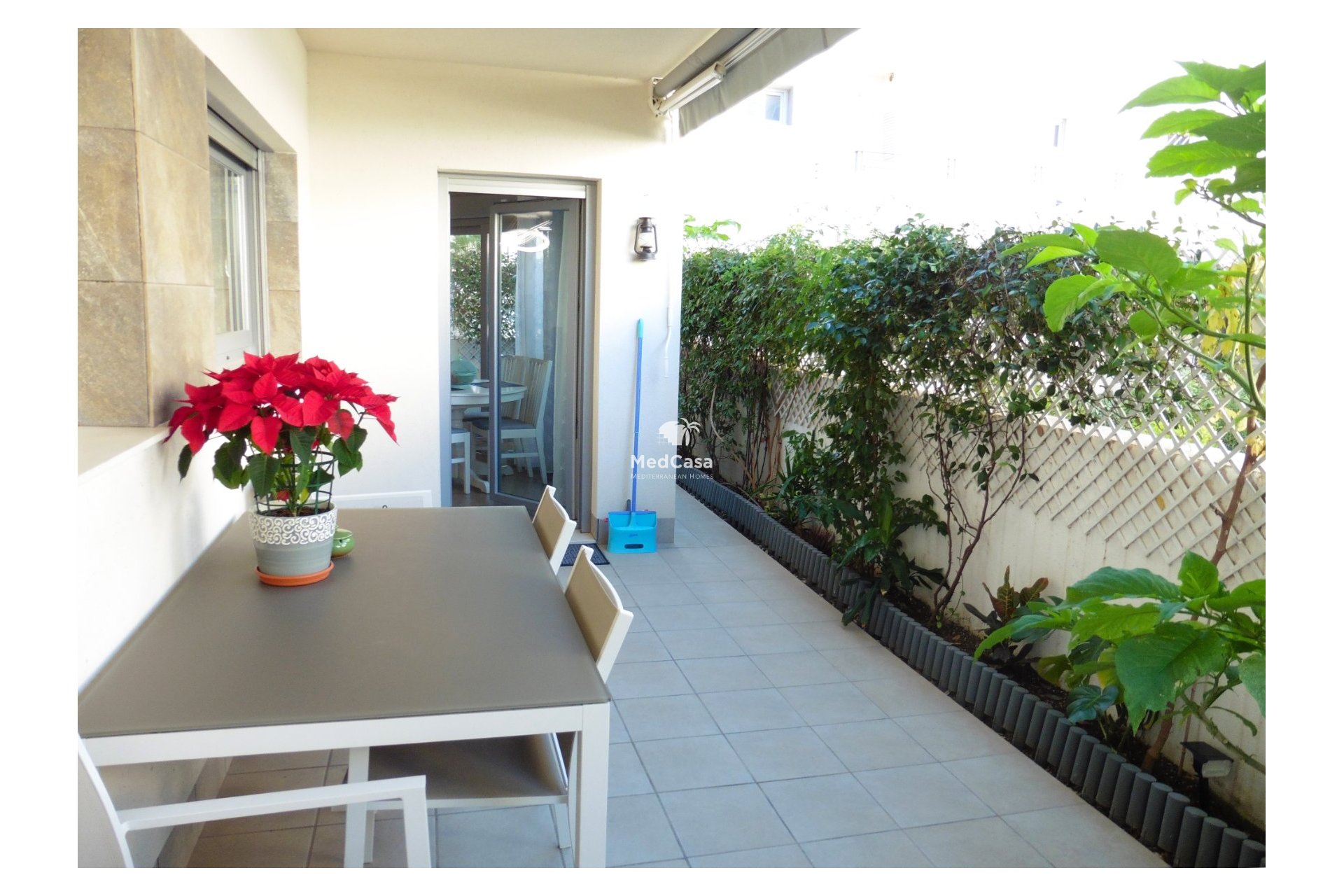 Resale - Ground floor apartment -
Torrevieja