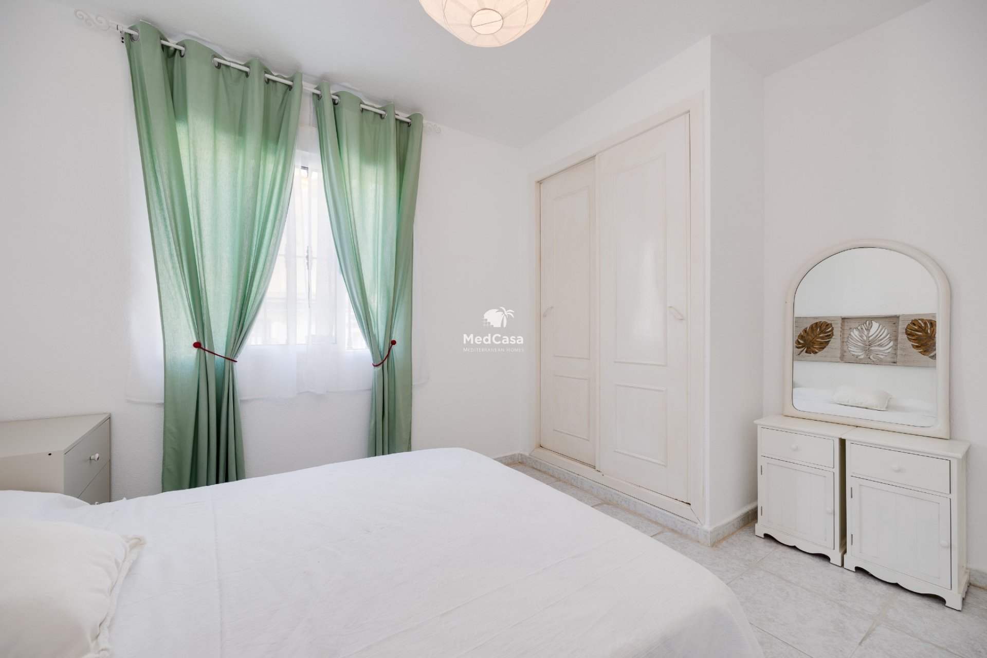 Resale - Ground floor apartment -
Torrevieja