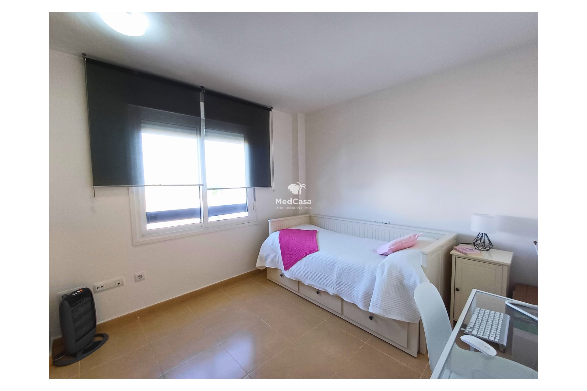 Resale - Penthouse -
Roldan