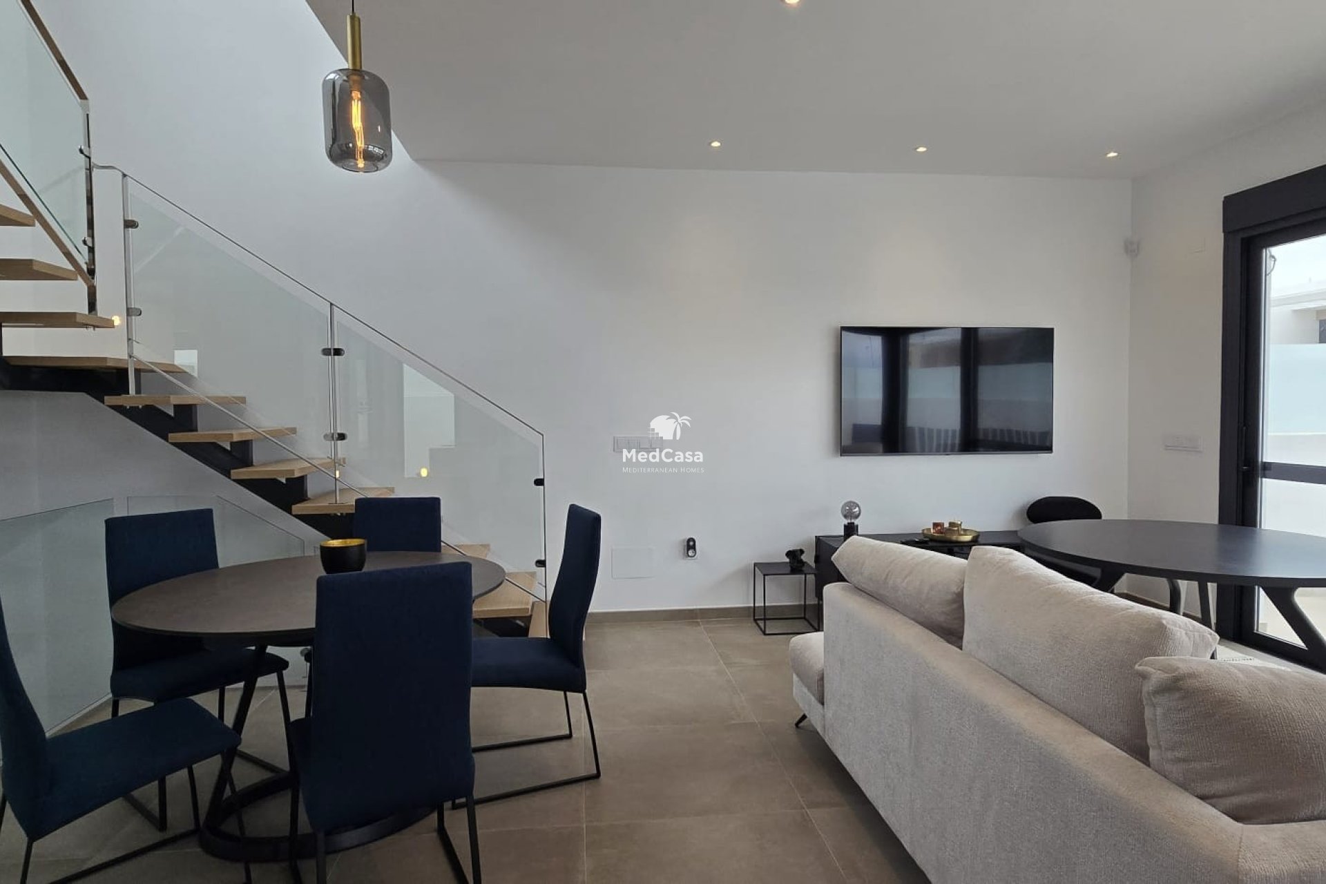 Resale - Semi detached  -
Dolores