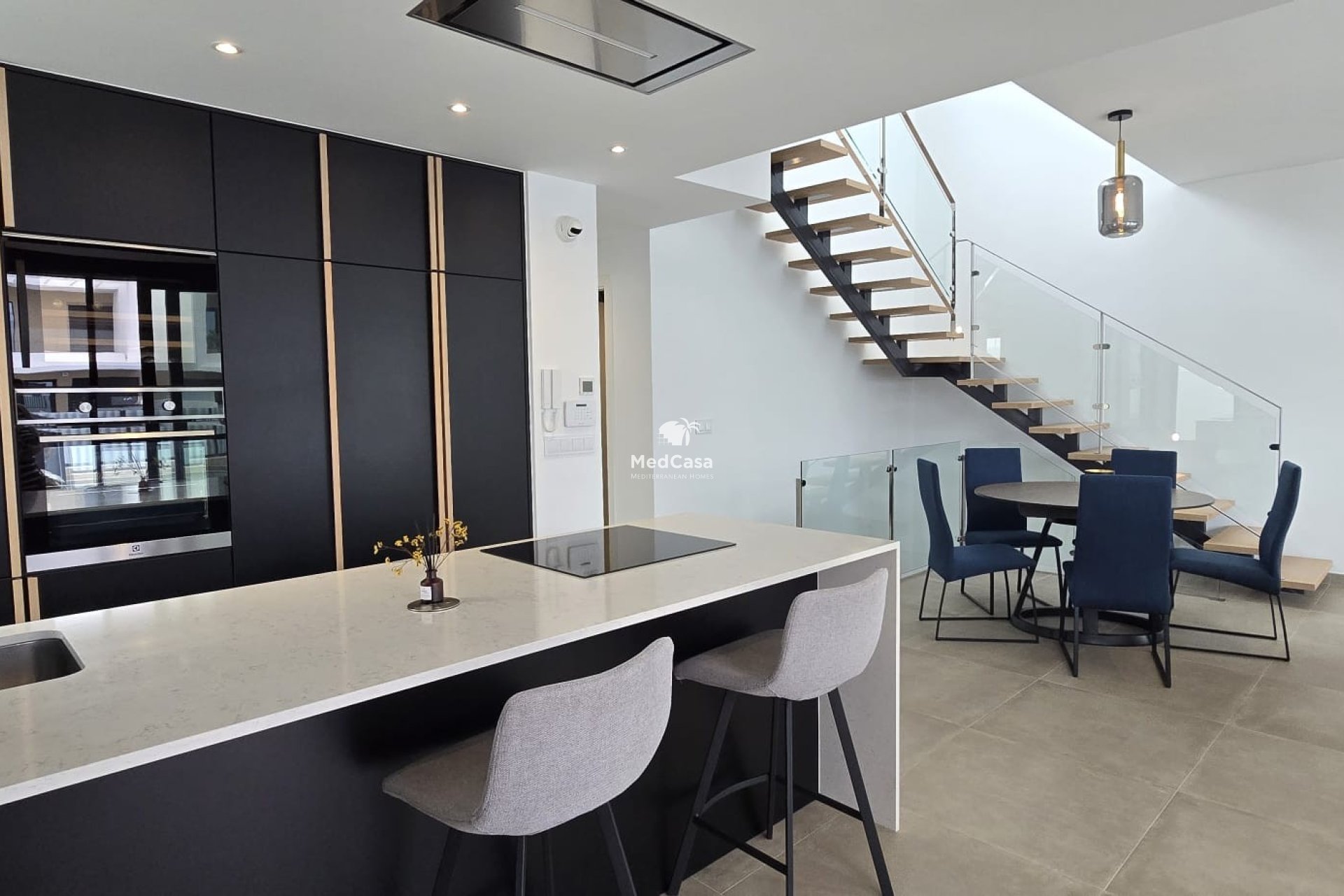 Resale - Semi detached  -
Dolores