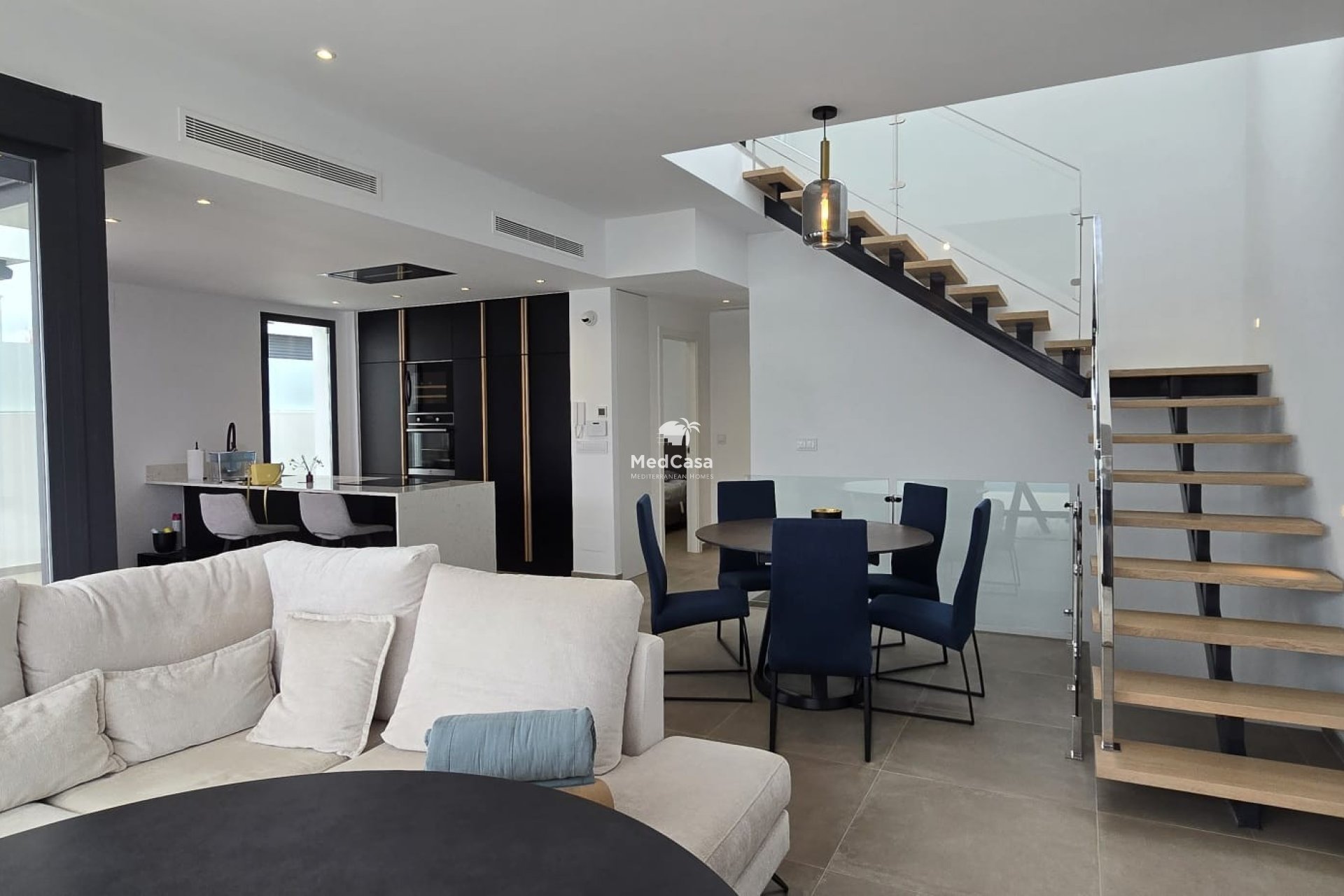 Resale - Semi detached  -
Dolores