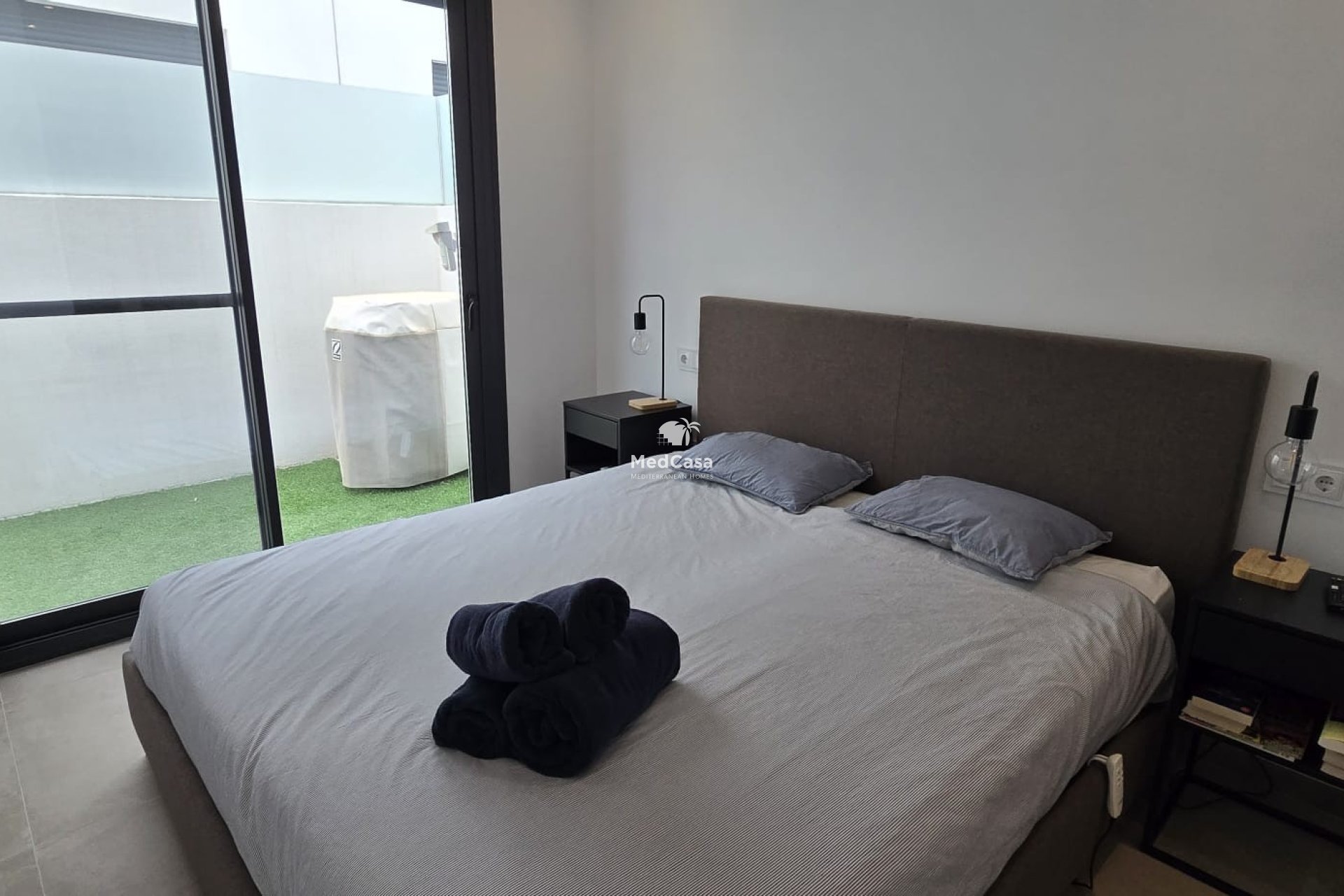 Resale - Semi detached  -
Dolores