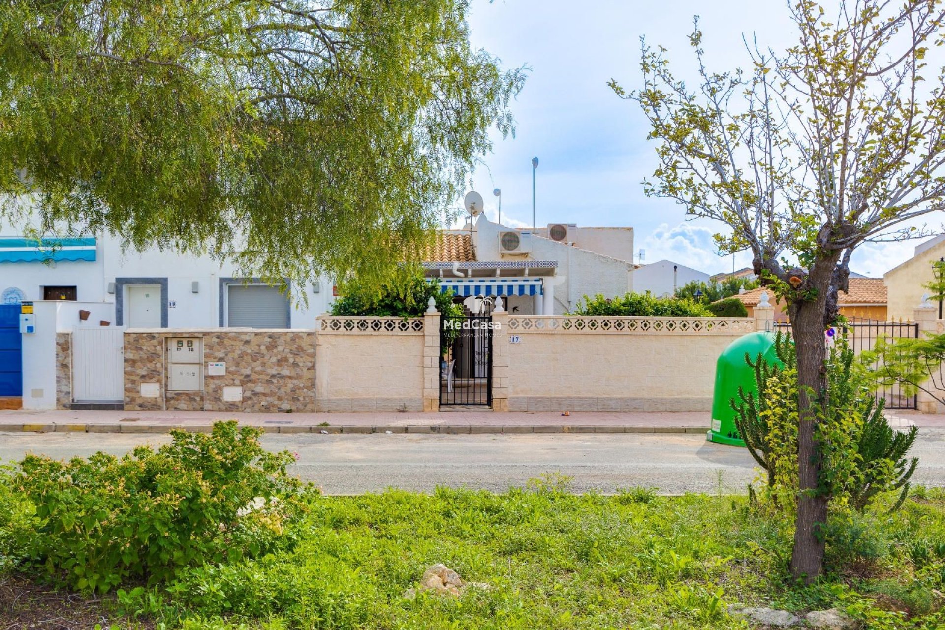 Resale - Semi detached  -
Orihuela Costa - La Florida