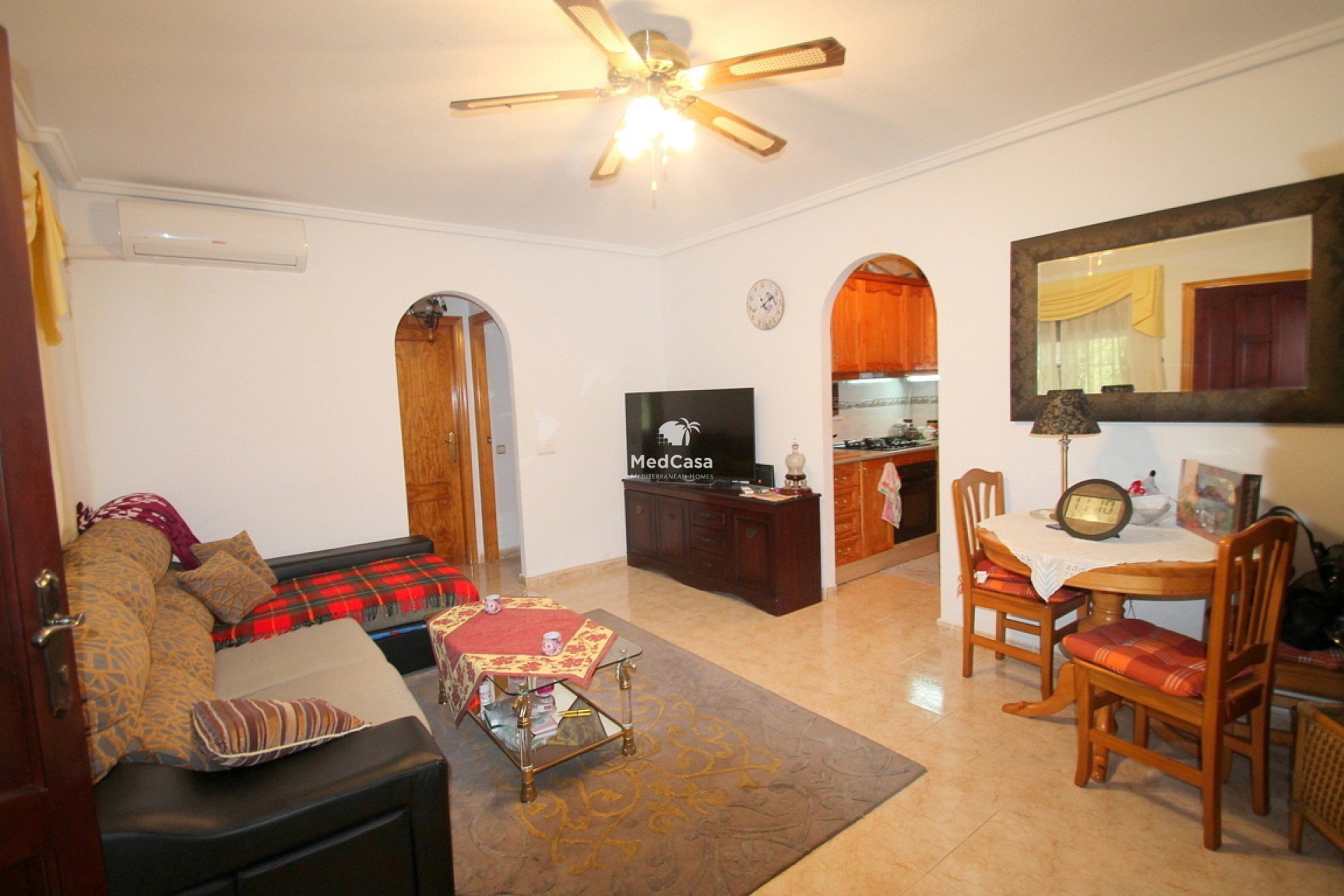 Resale - Semi-detached  -
Torrevieja